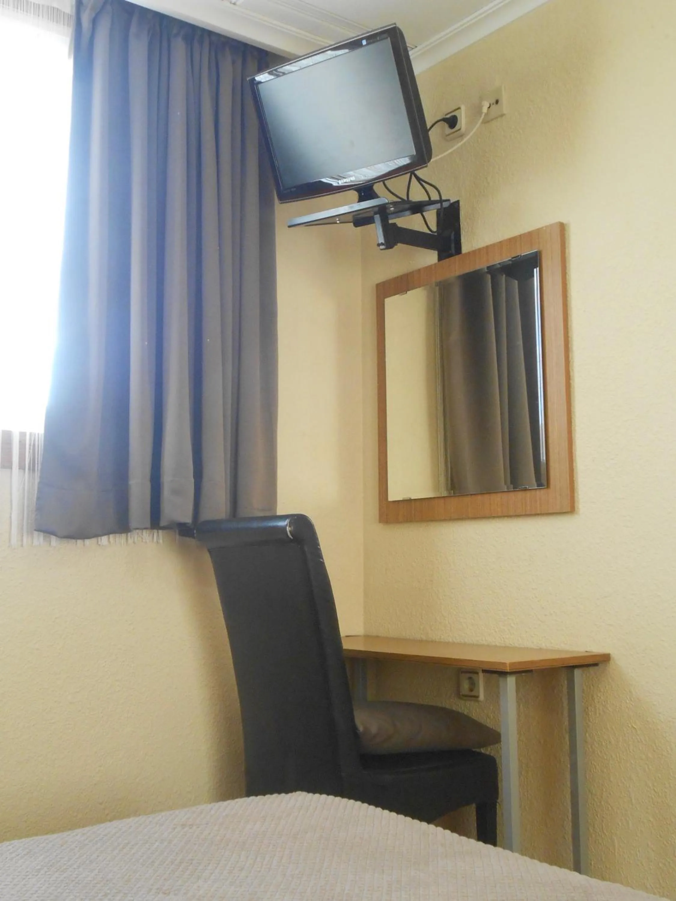 Bed in Hostal El Callejón