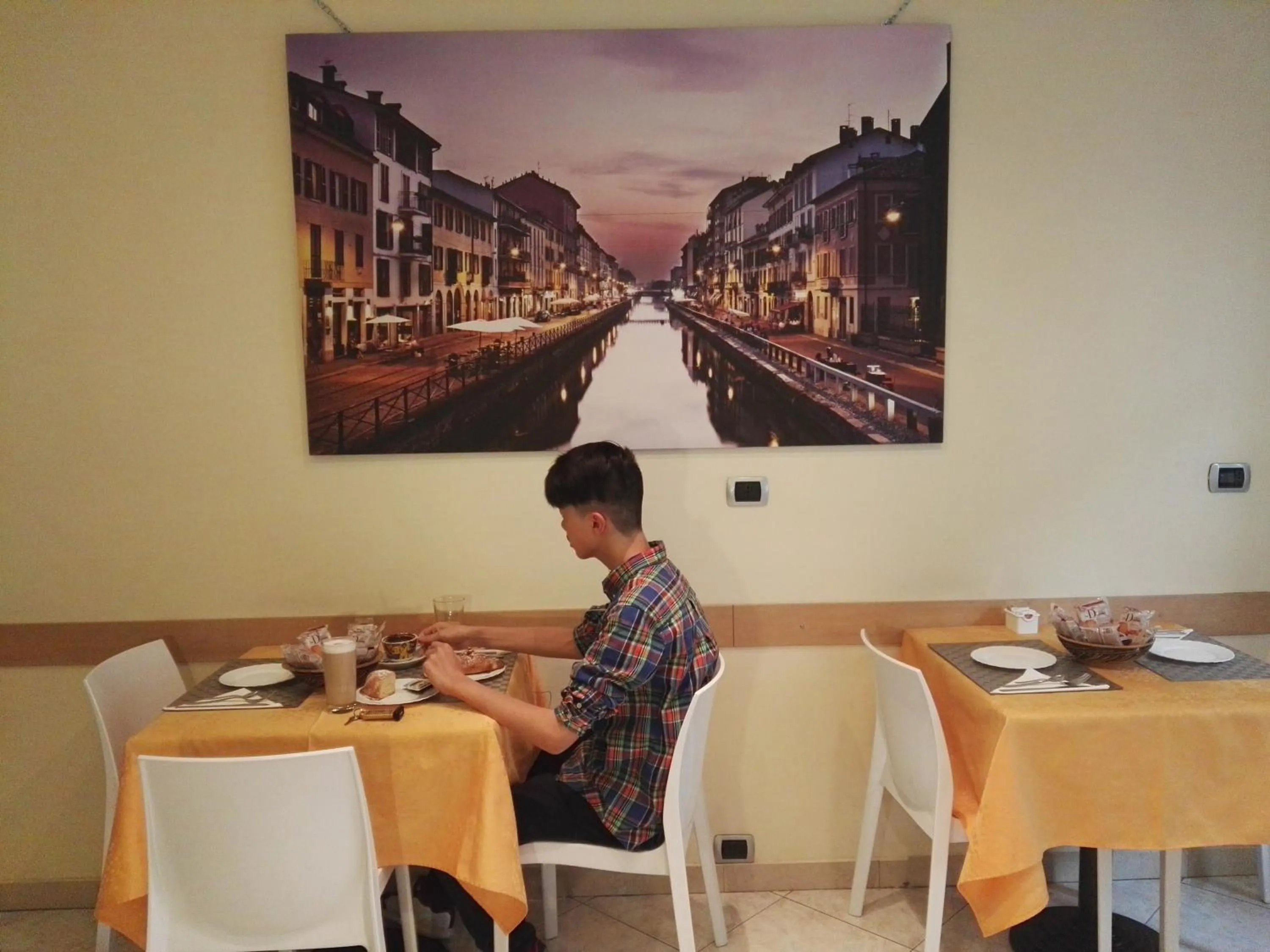 Restaurant/places to eat in Hotel Loreto