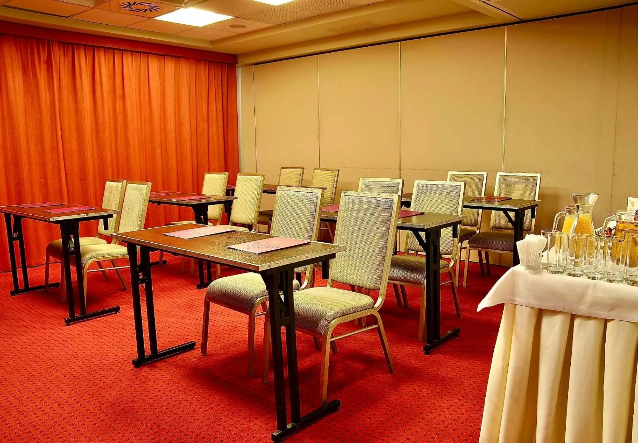 Banquet/Function facilities in Hotel Tęczowy Młyn