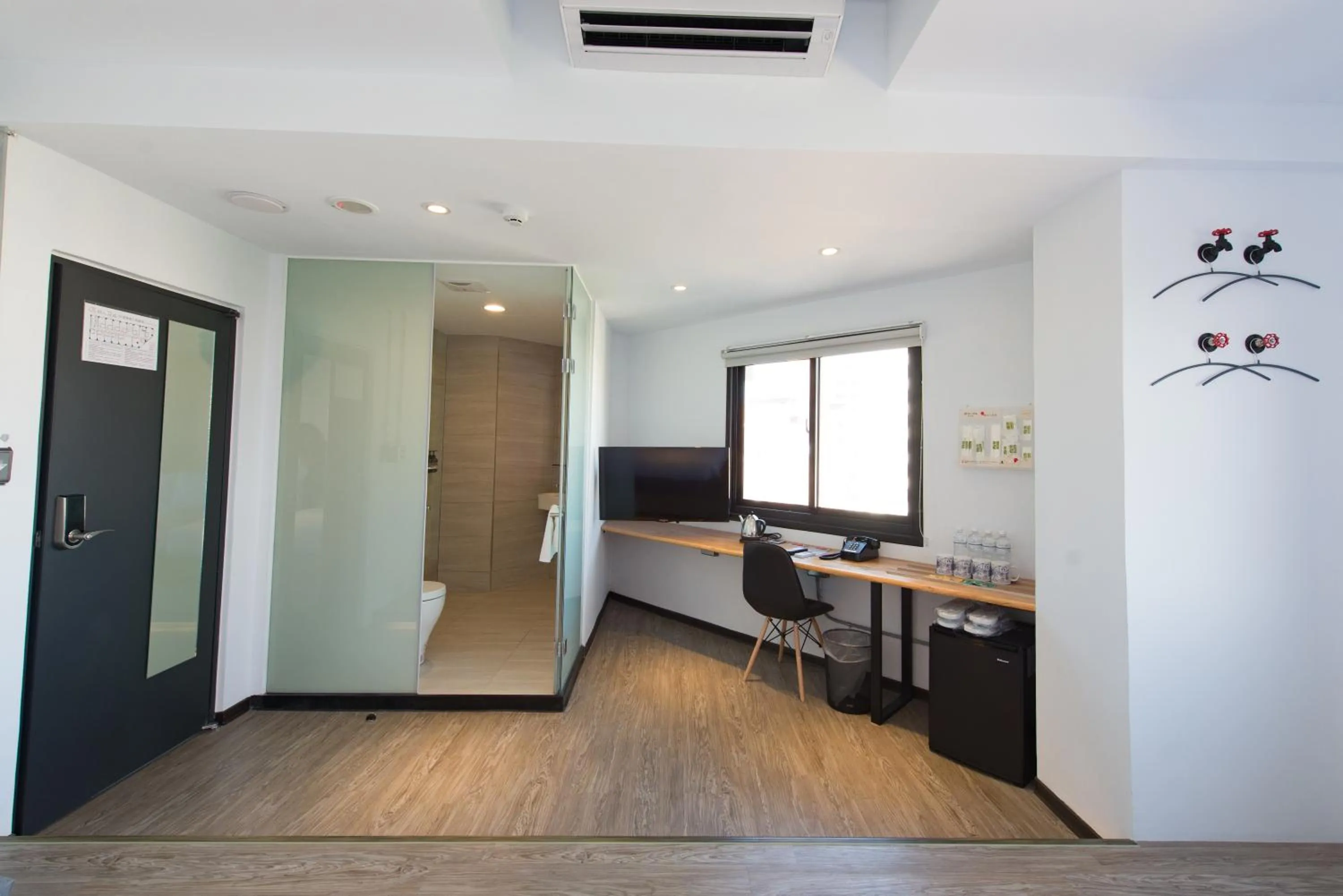 Decorative detail in Traveller Inn TieHua Cultural and Creative Hotel