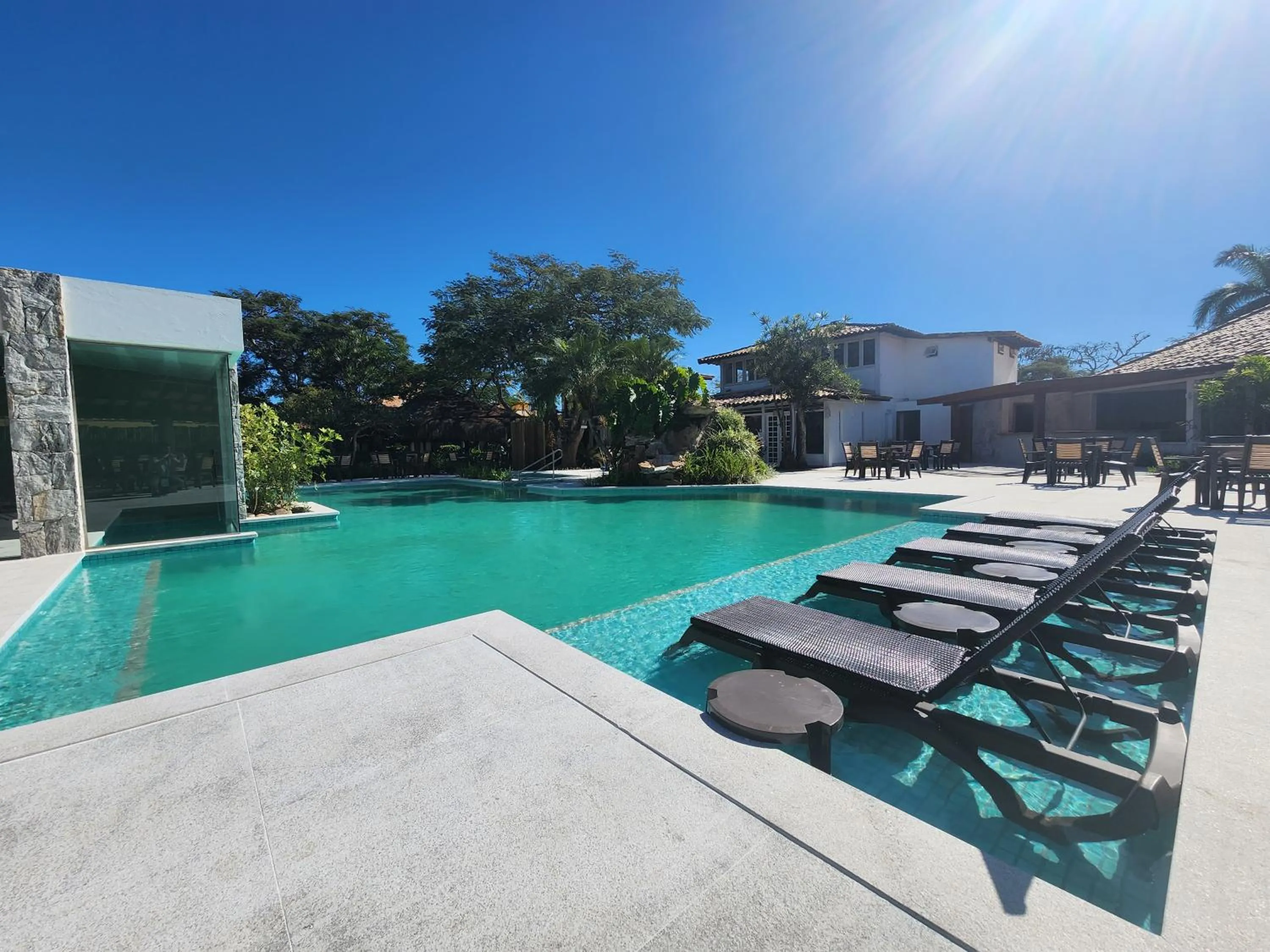 Pool view in Pousada dos Tangarás