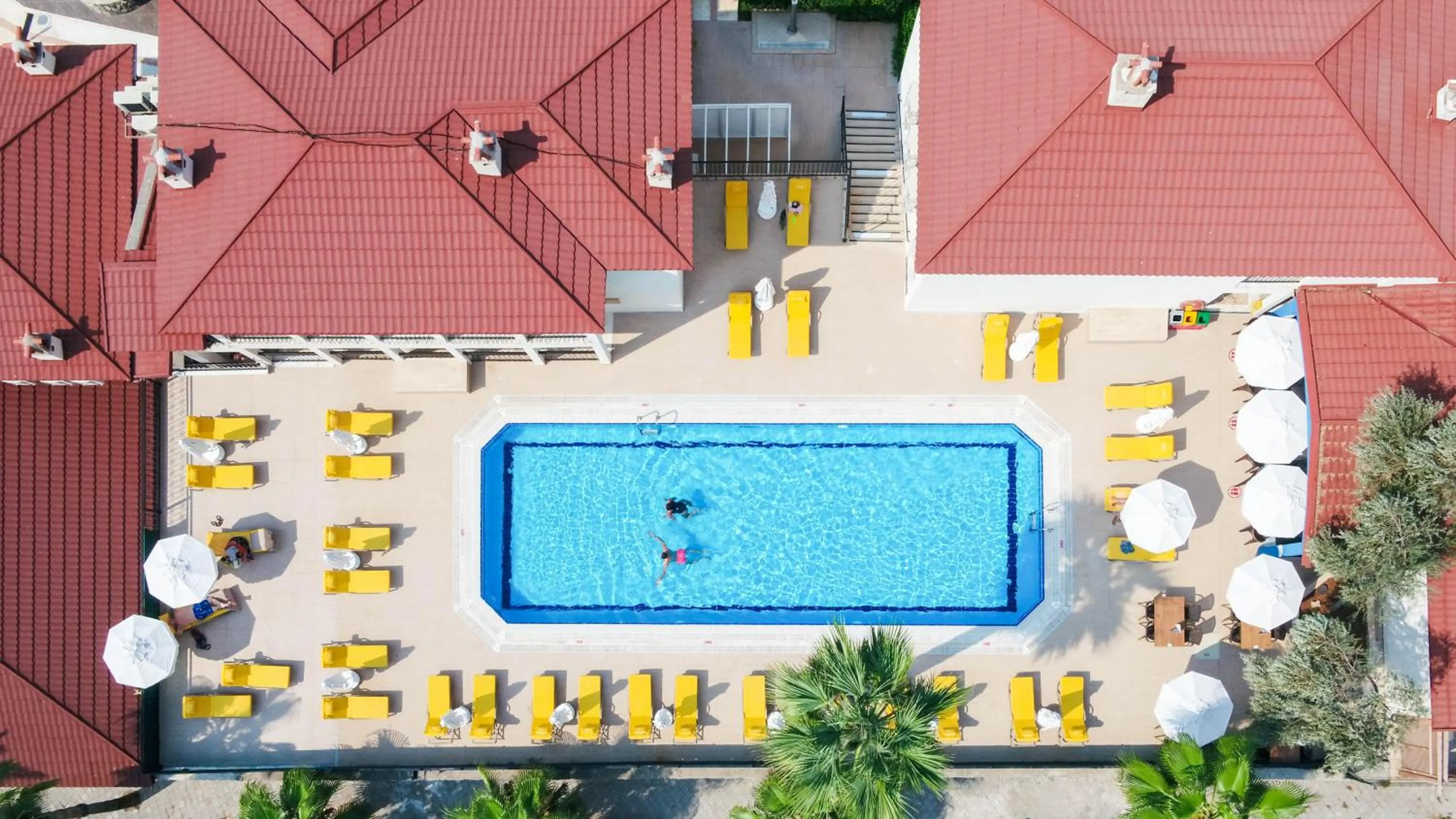 Swimming pool in Sundia By Liberty Oludeniz