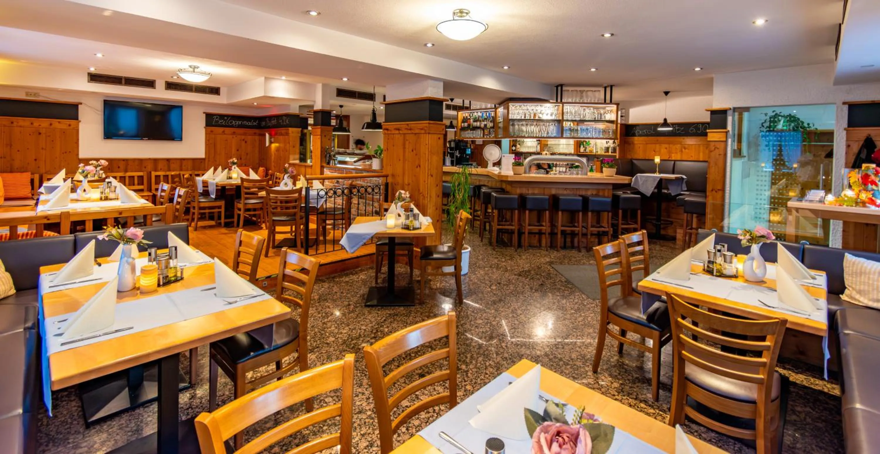 Restaurant/places to eat in Hotel und Restaurant Nehrener Hof