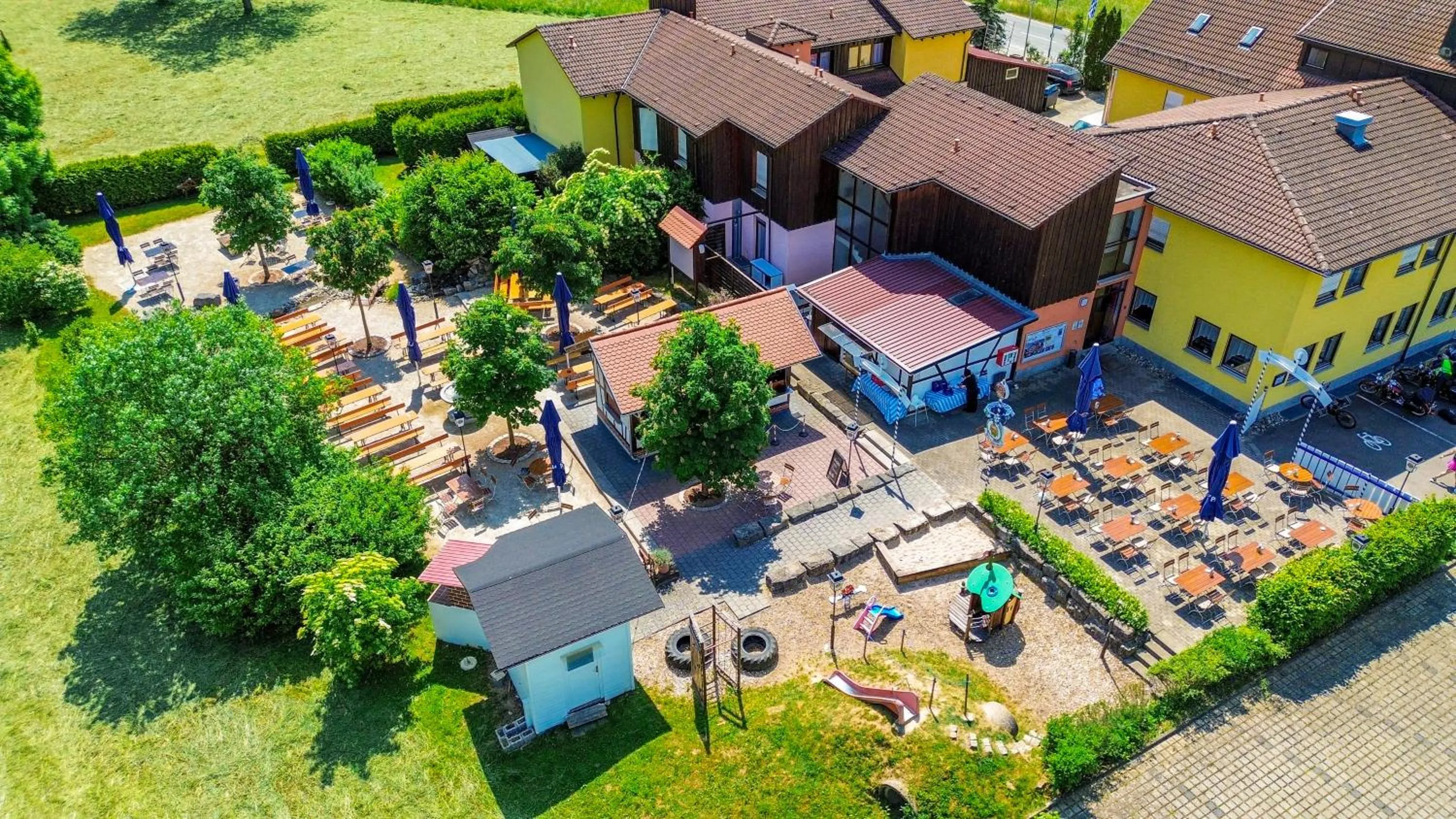 Property building in Hotel und Restaurant Nehrener Hof