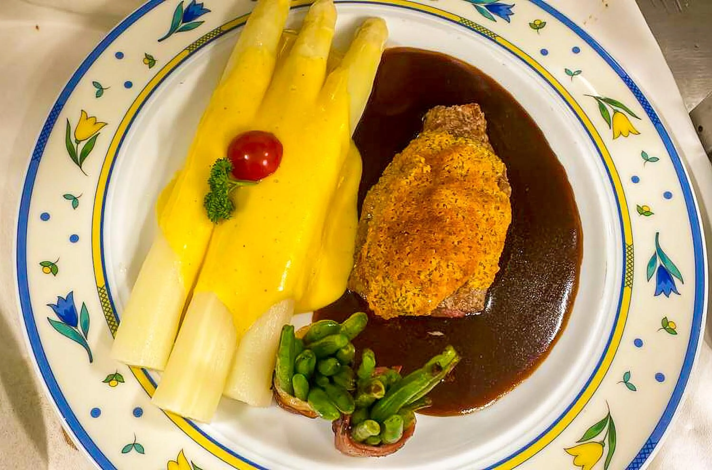 Restaurant/places to eat in Hotel und Restaurant Nehrener Hof