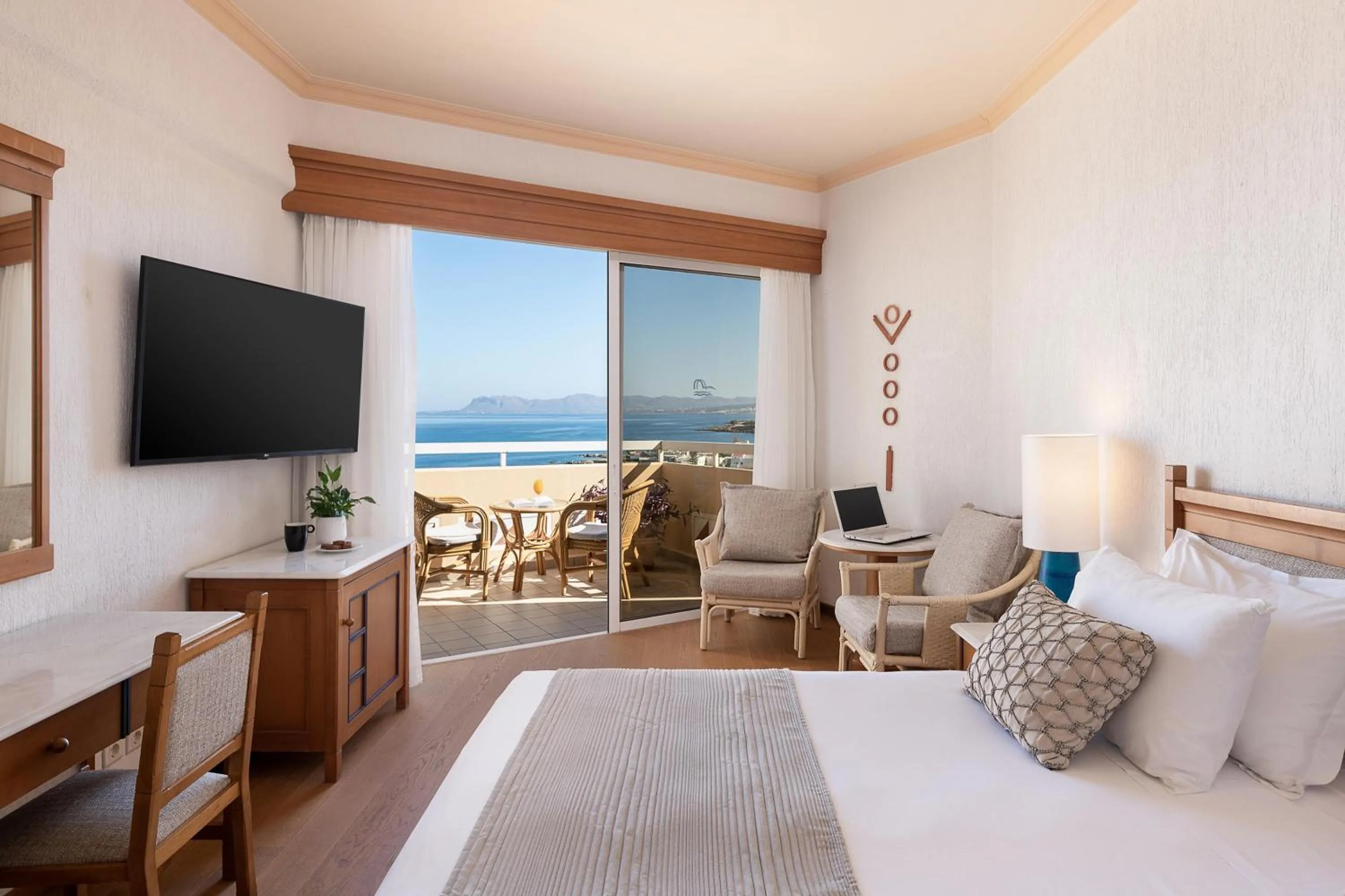 Photo of the whole room, Bed in Leptos Panorama Hotel
