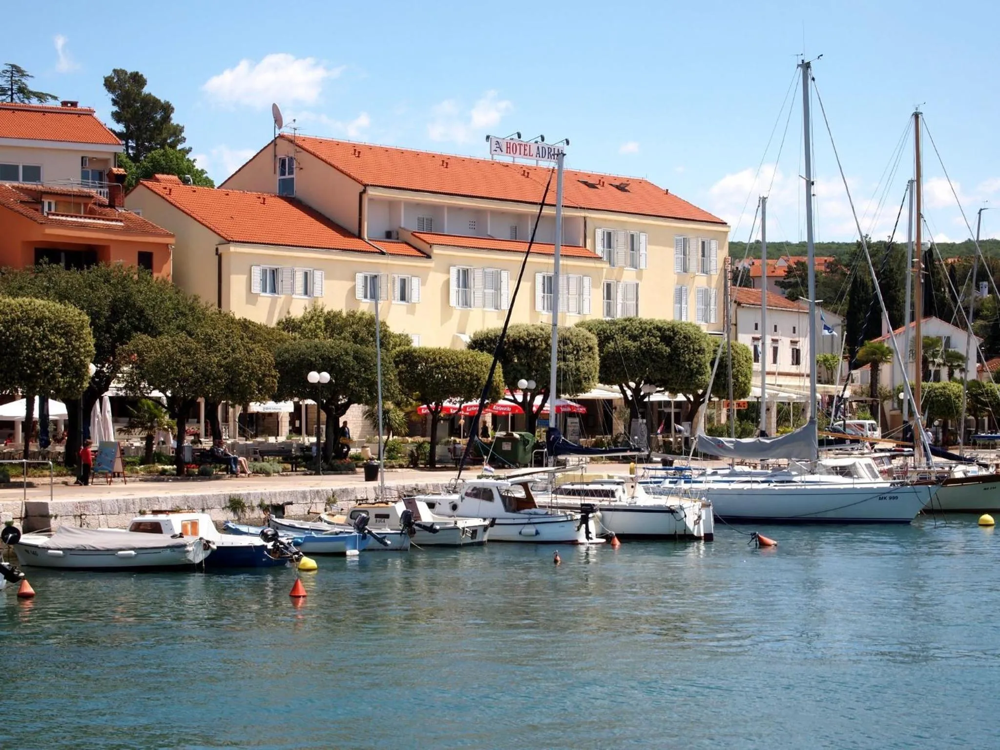 Facade/entrance in Hotel Adria