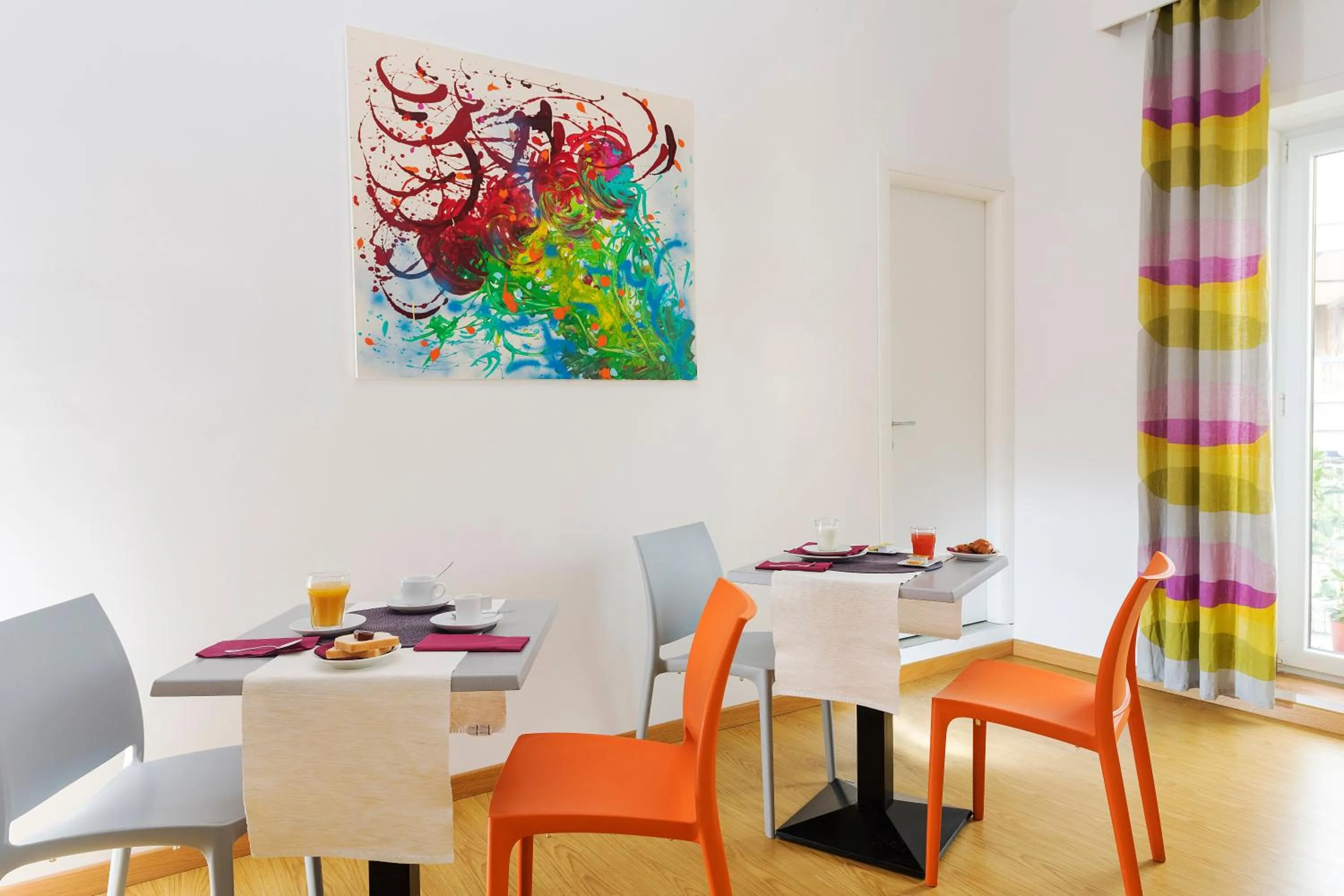 Communal lounge/ TV room in Aurelia 429 Fine Town House