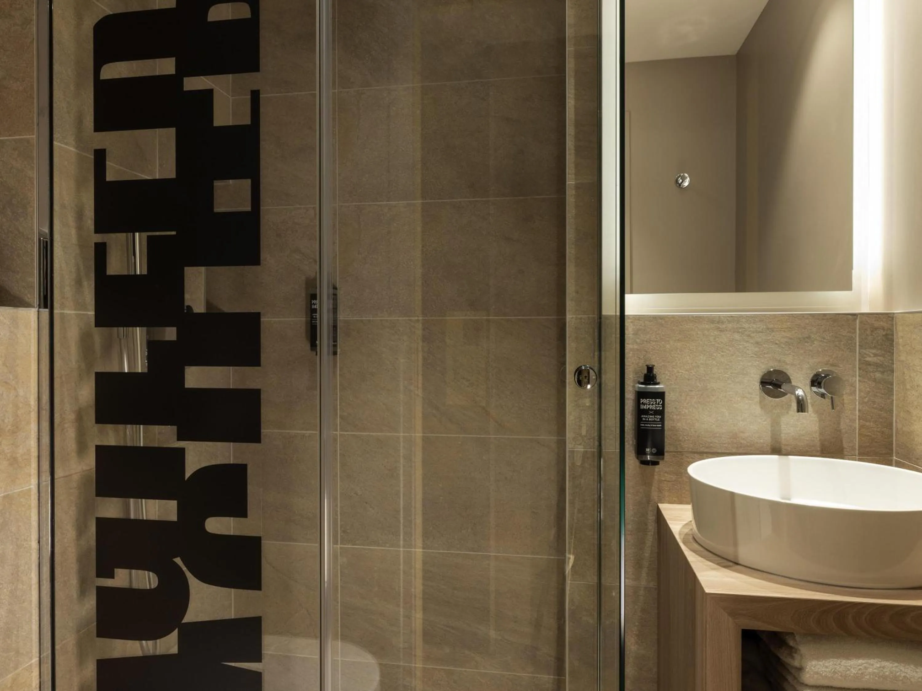 Bedroom in ibis Styles Bourg La Reine