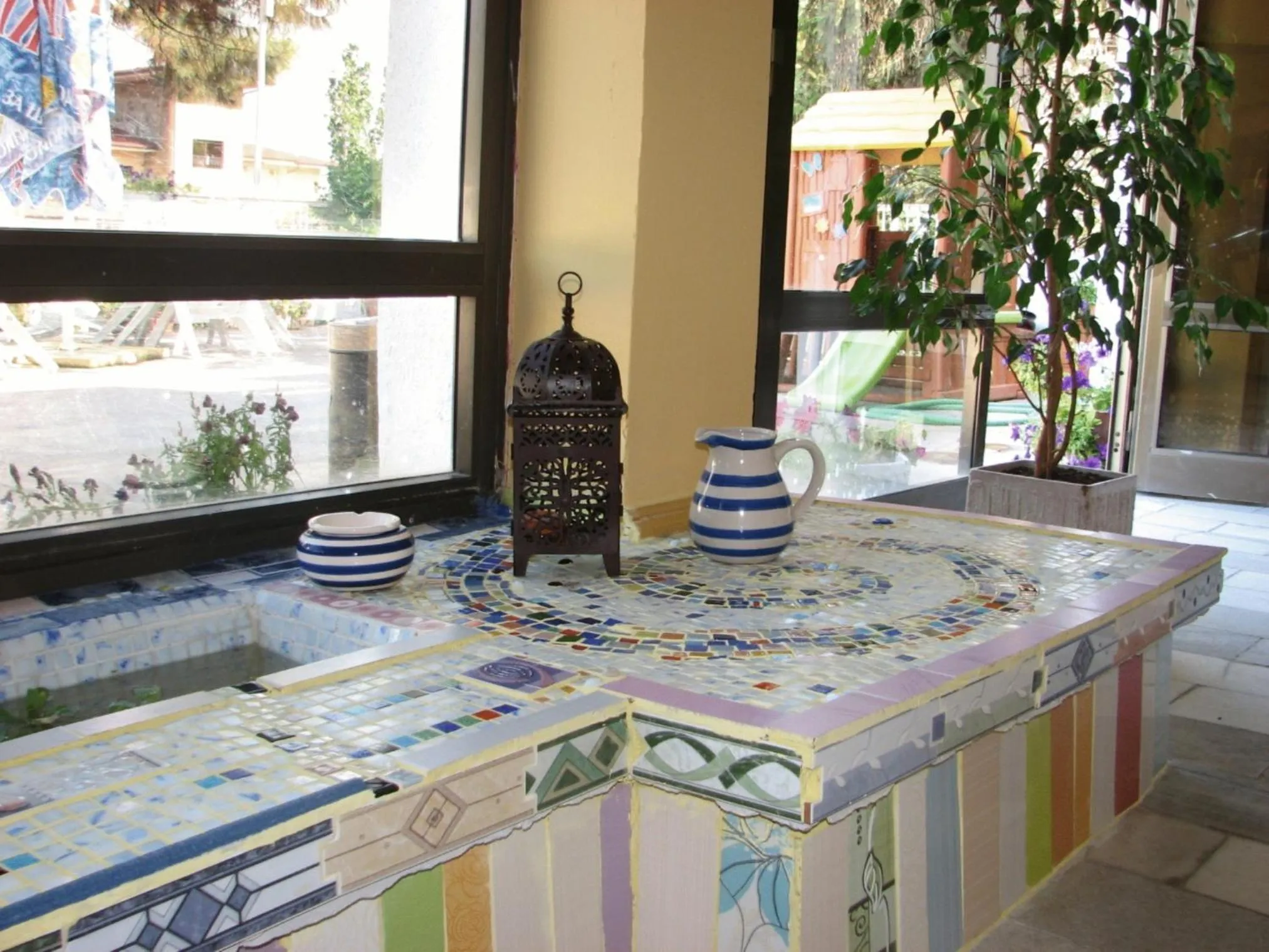 Restaurant/places to eat in Hotel Horizont