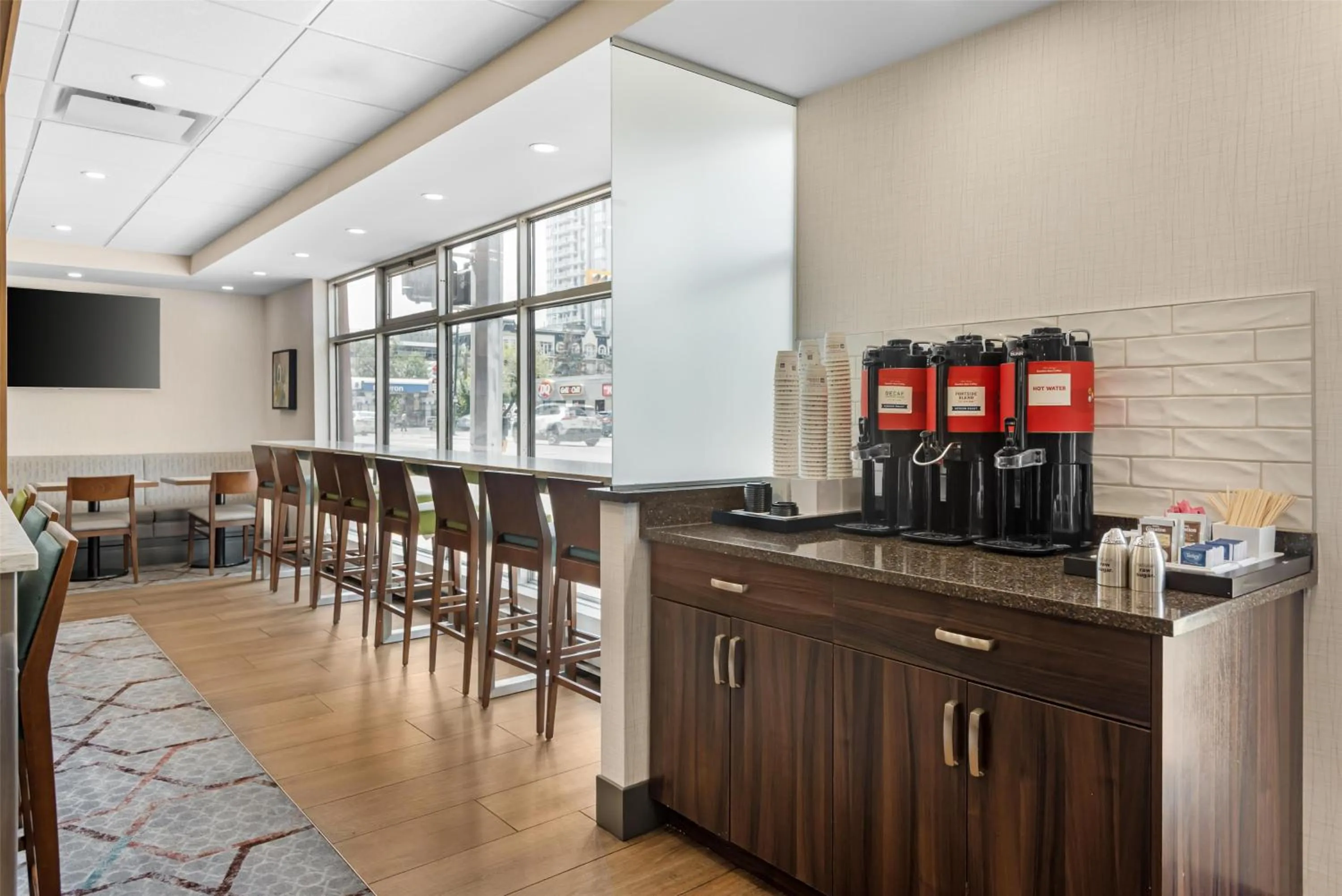 Breakfast in Best Western Plus Suites Downtown Calgary