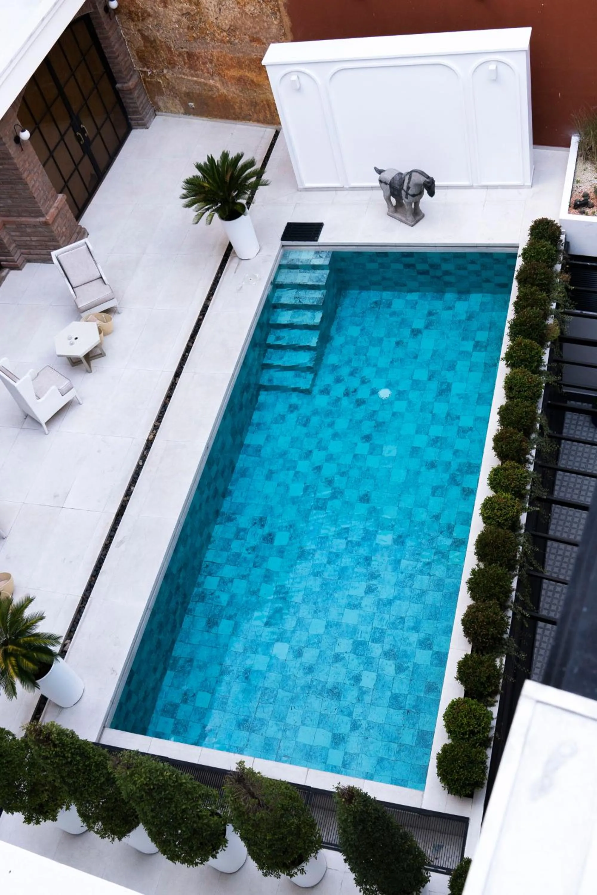 Pool view in Illa Experience Hotel