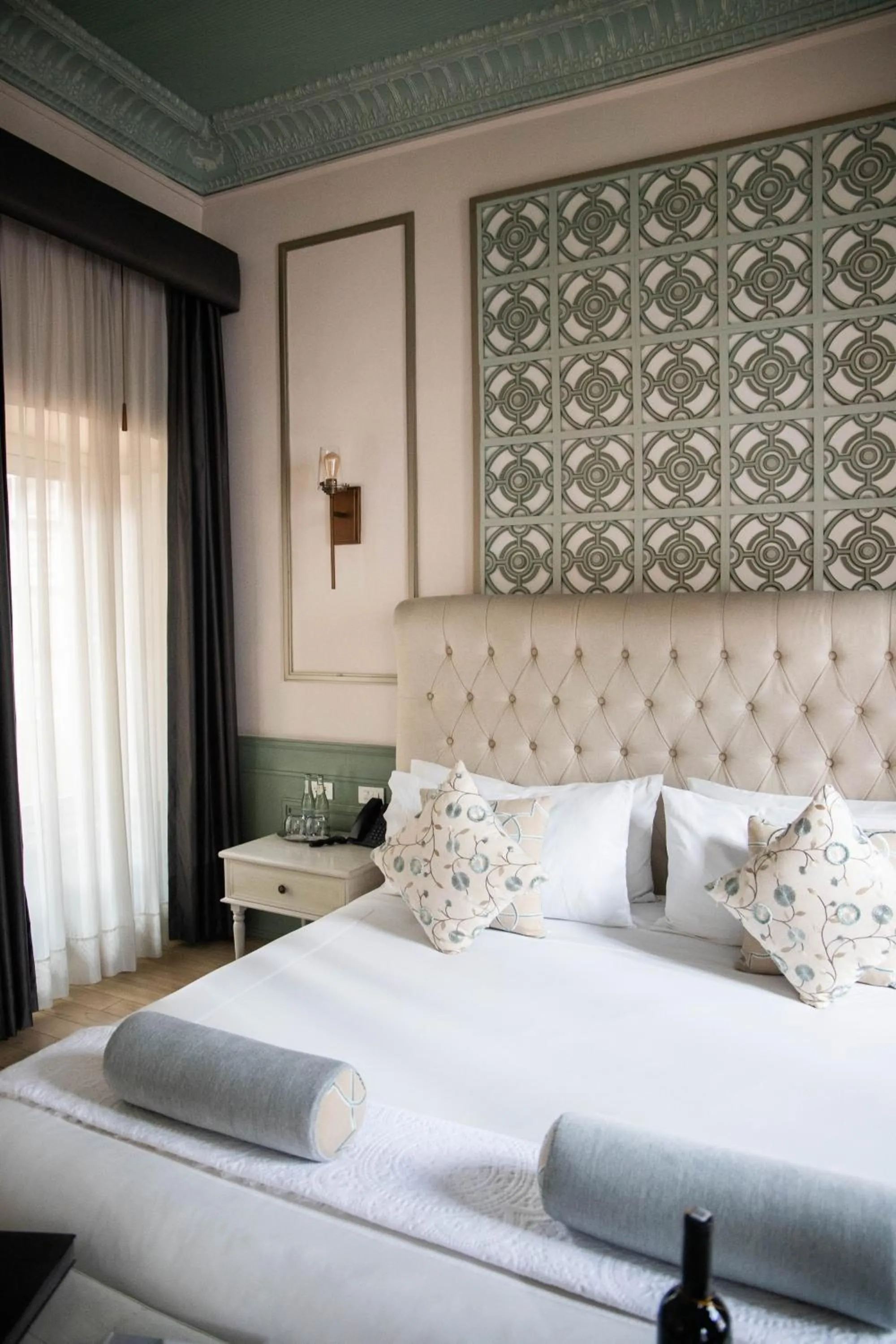 Bed in Illa Experience Hotel