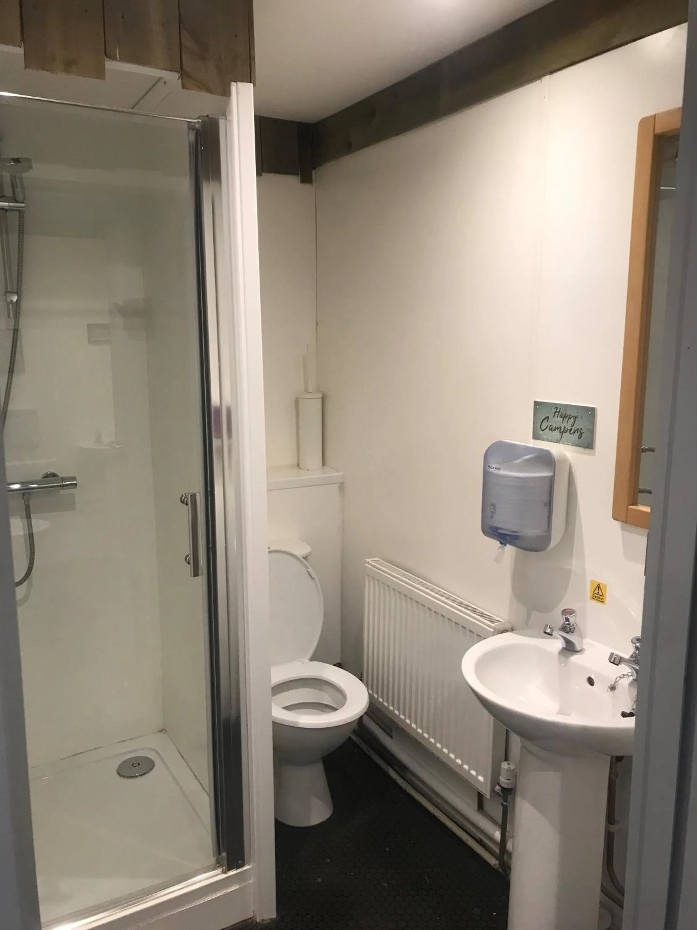 Bathroom in Explorers Retreat Matlock Bath