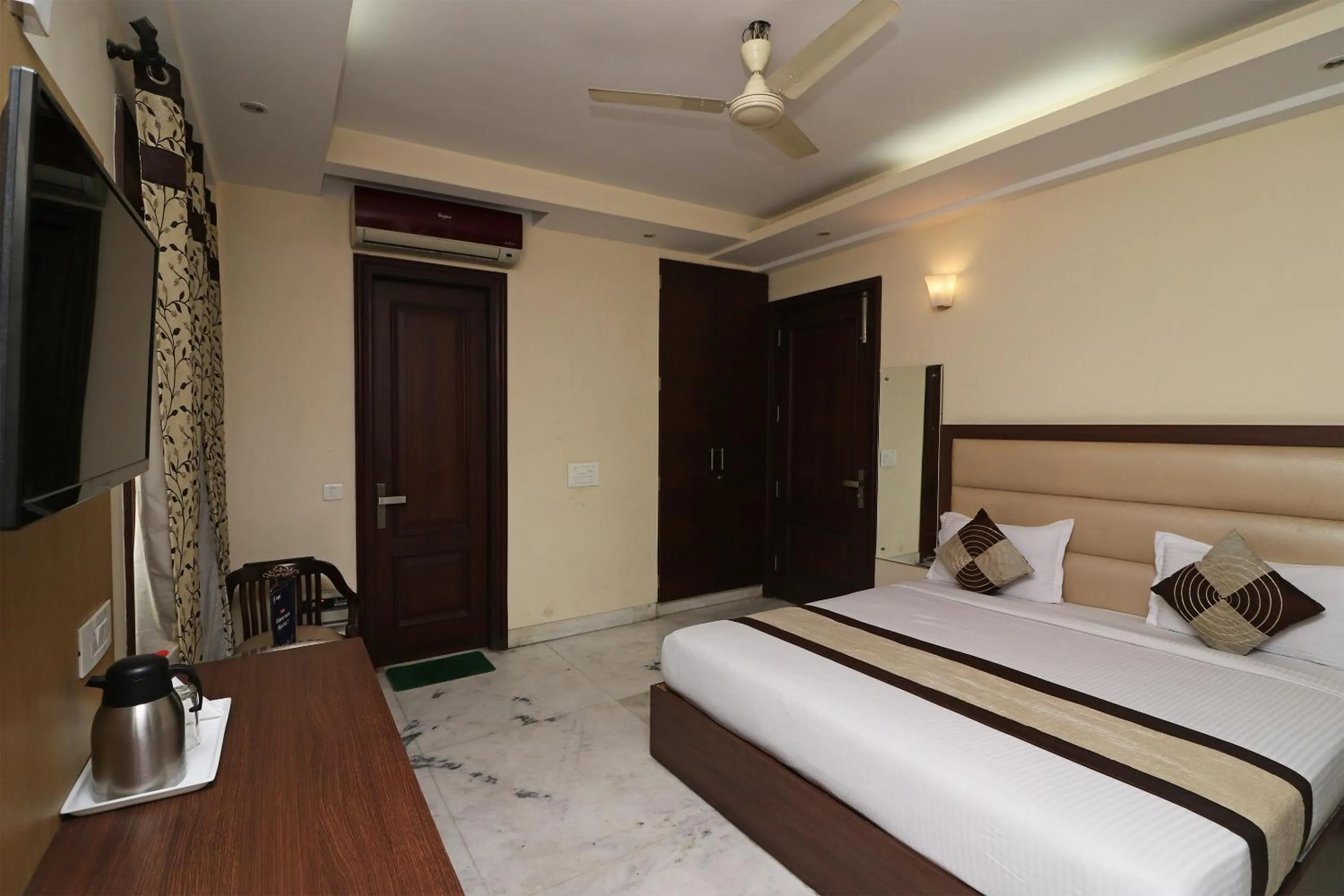 Bedroom, Bed in Hotel O South Paradise