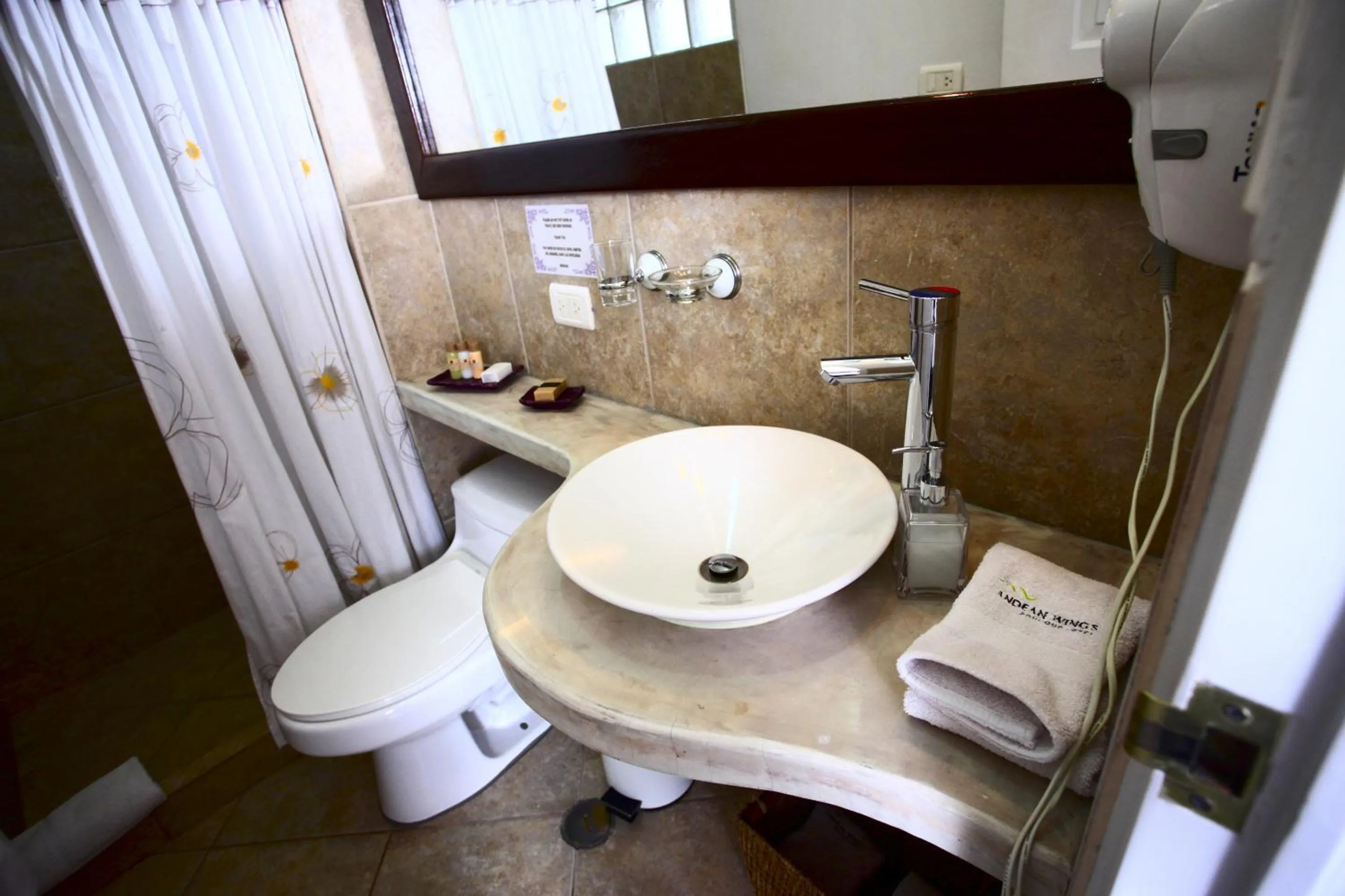 Shower, Bathroom in Andean Wings Boutique Hotel