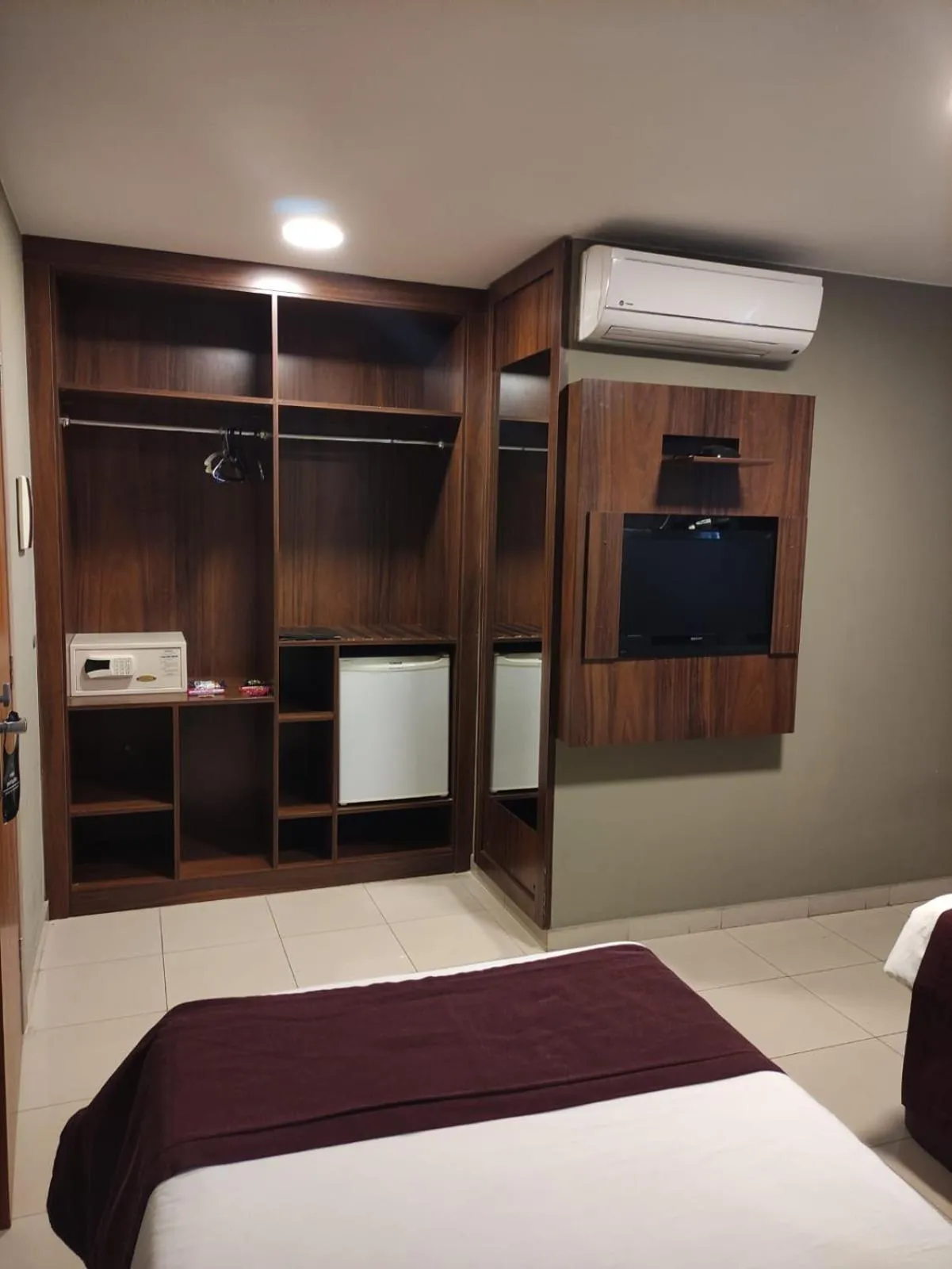 Bed in Esplanada Brasilia Hotel e Eventos