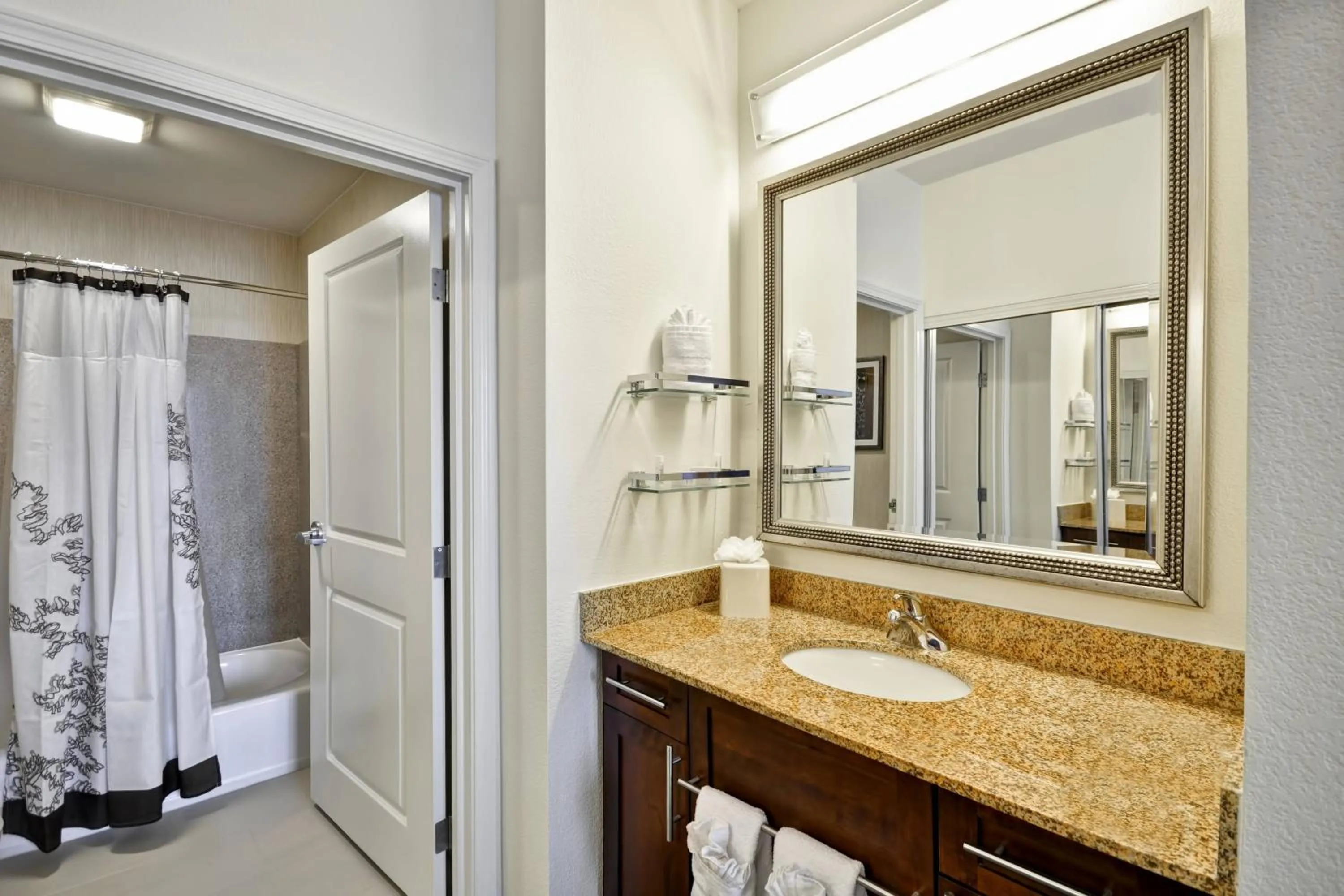 Bathroom in Residence Inn by Marriott Gulfport-Biloxi Airport