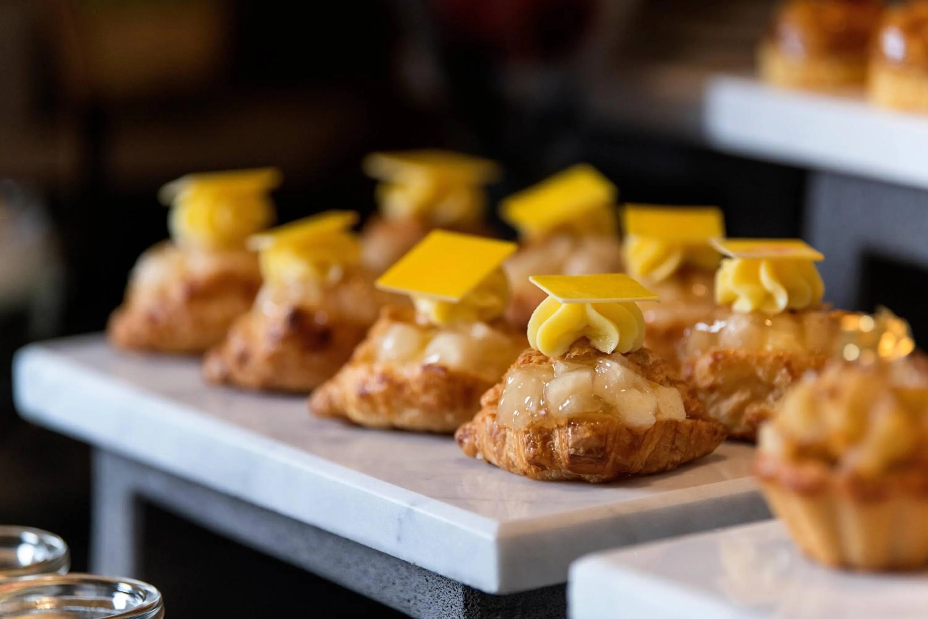 Meeting/conference room in Sharq Village & Spa, a Ritz-Carlton Hotel