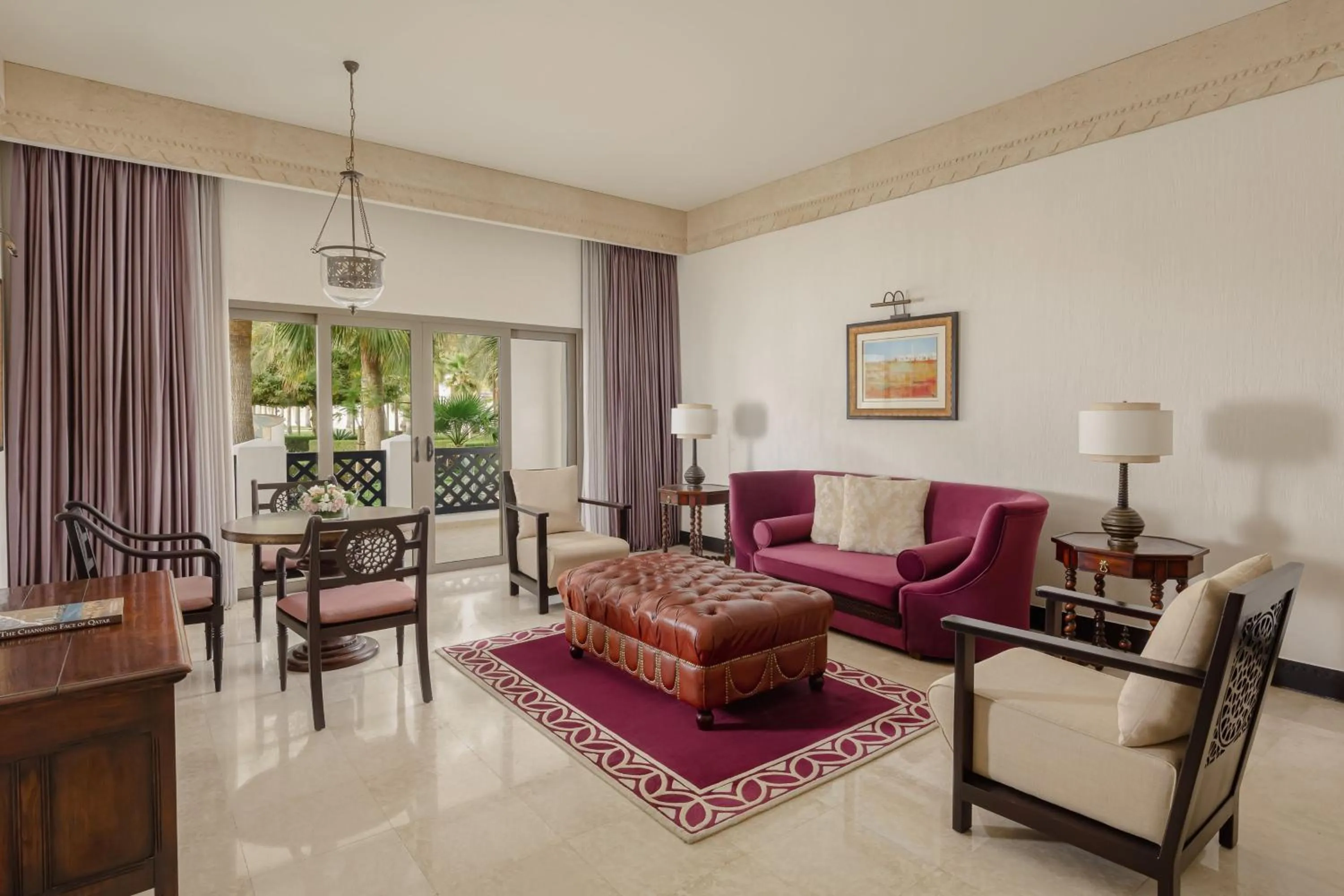 Living room in Sharq Village & Spa, a Ritz-Carlton Hotel