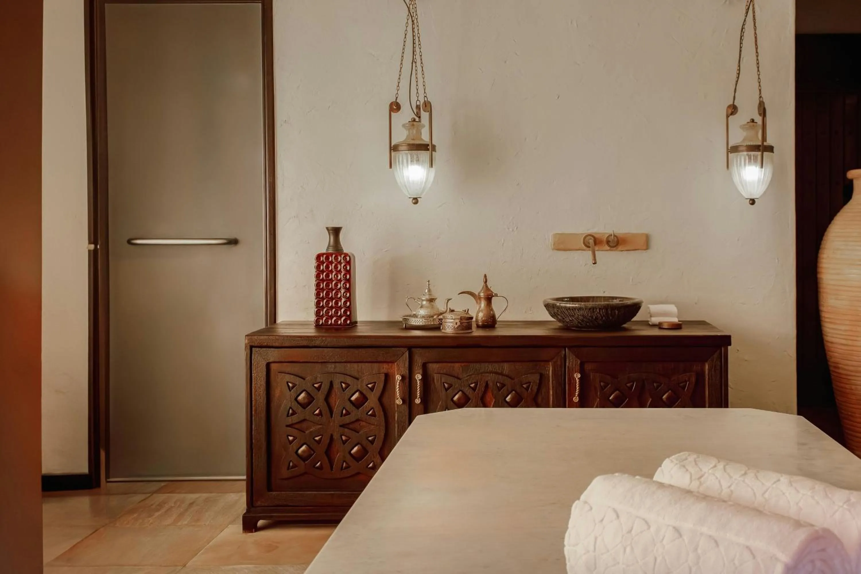 Photo of the whole room, Bed in Sharq Village & Spa, a Ritz-Carlton Hotel