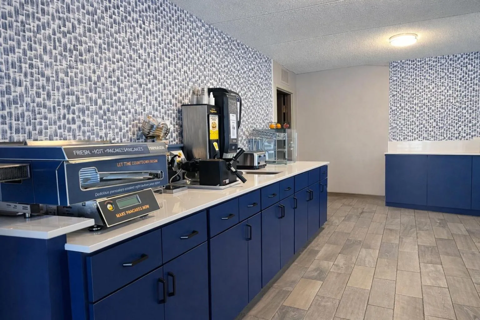 Breakfast in AmericInn by Wyndham Baxter Brainerd