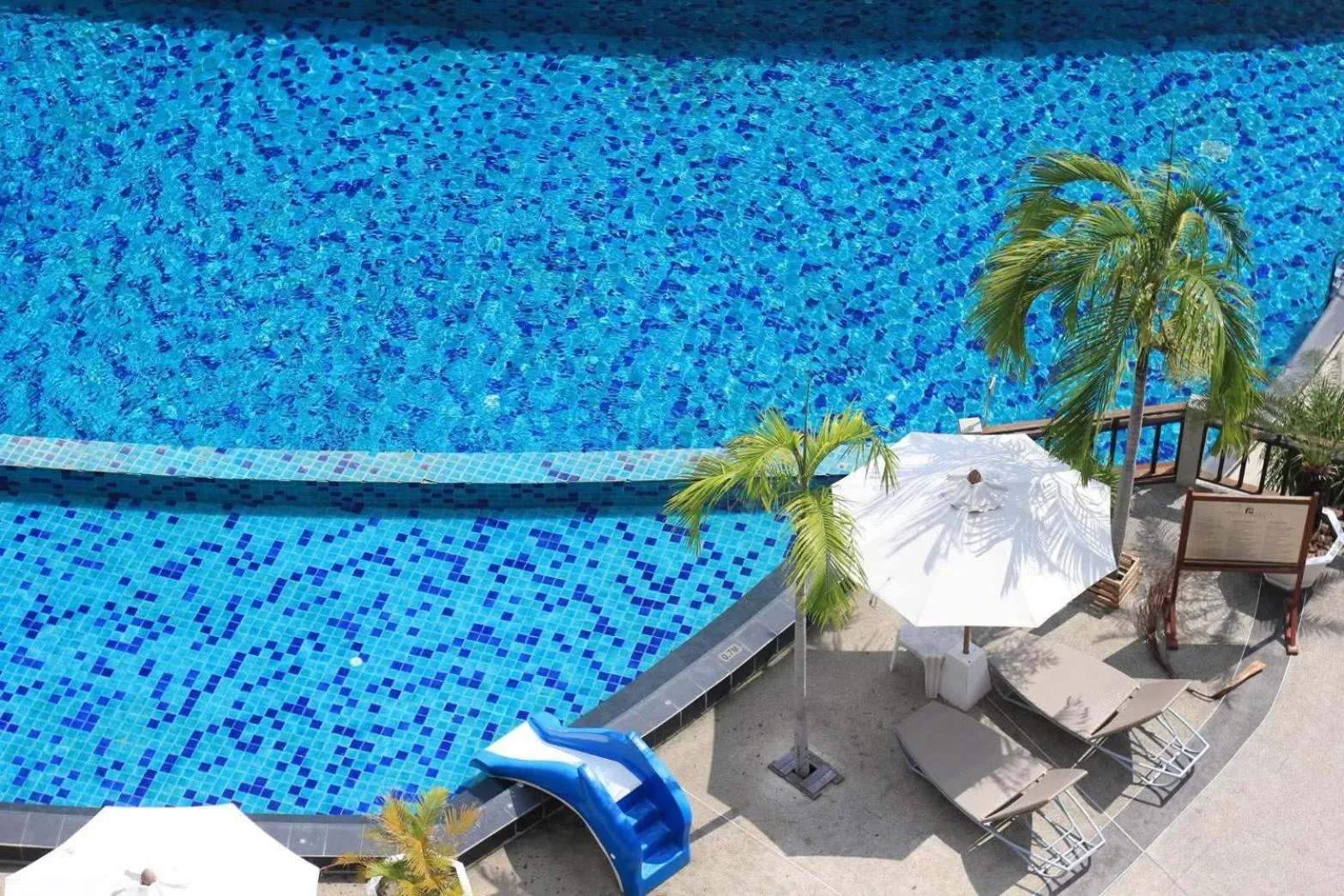 Swimming pool in Royal Phala Cliff Beach Resort