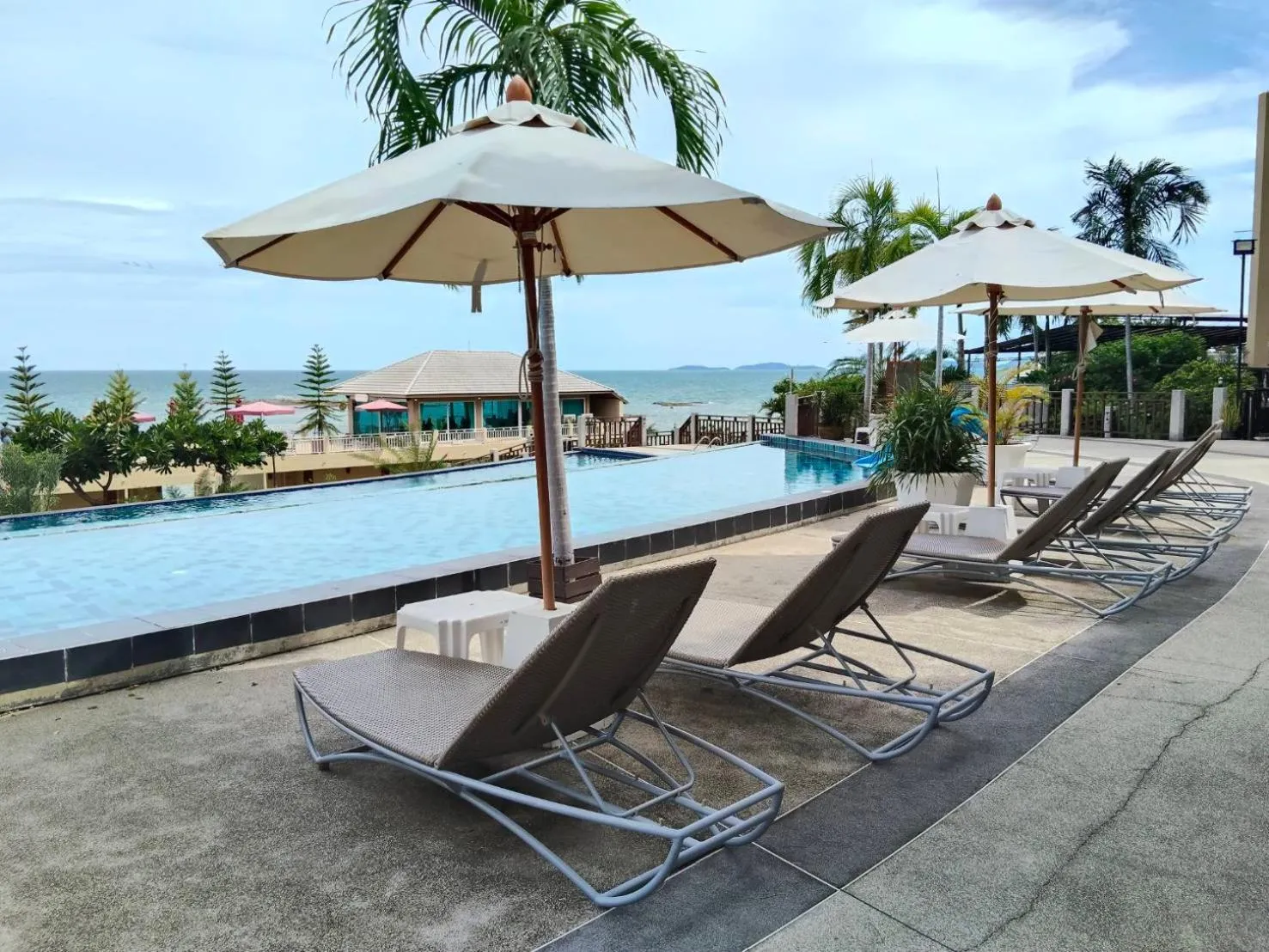 Swimming pool in Royal Phala Cliff Beach Resort