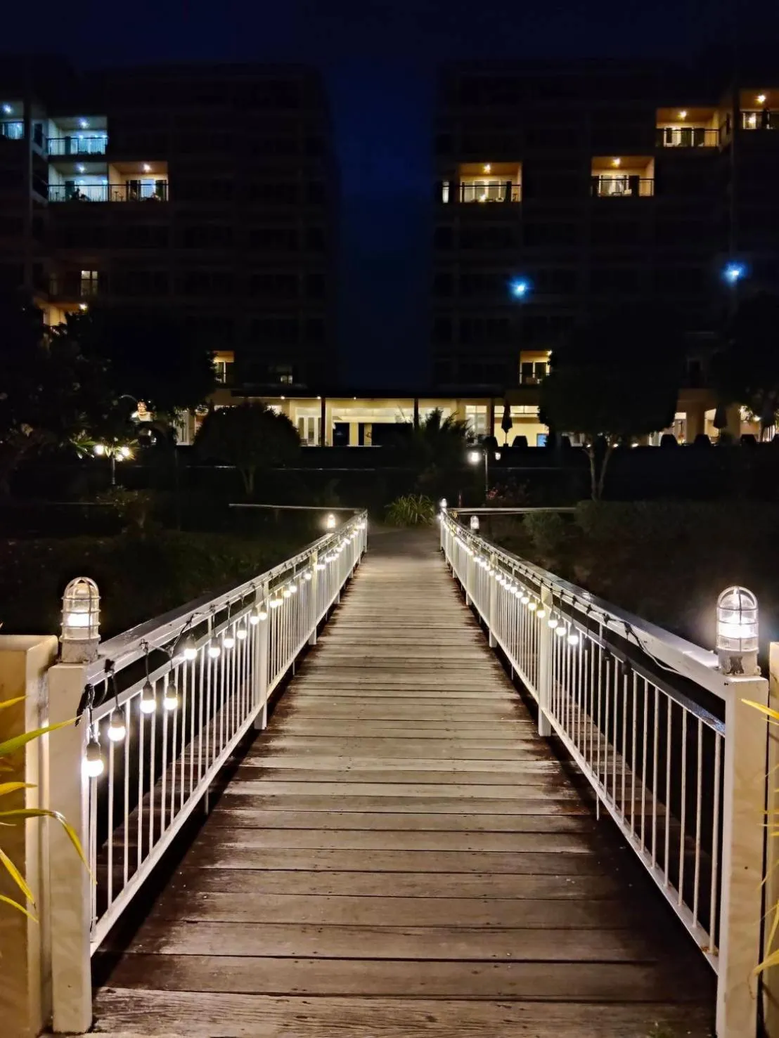 Night in Royal Phala Cliff Beach Resort