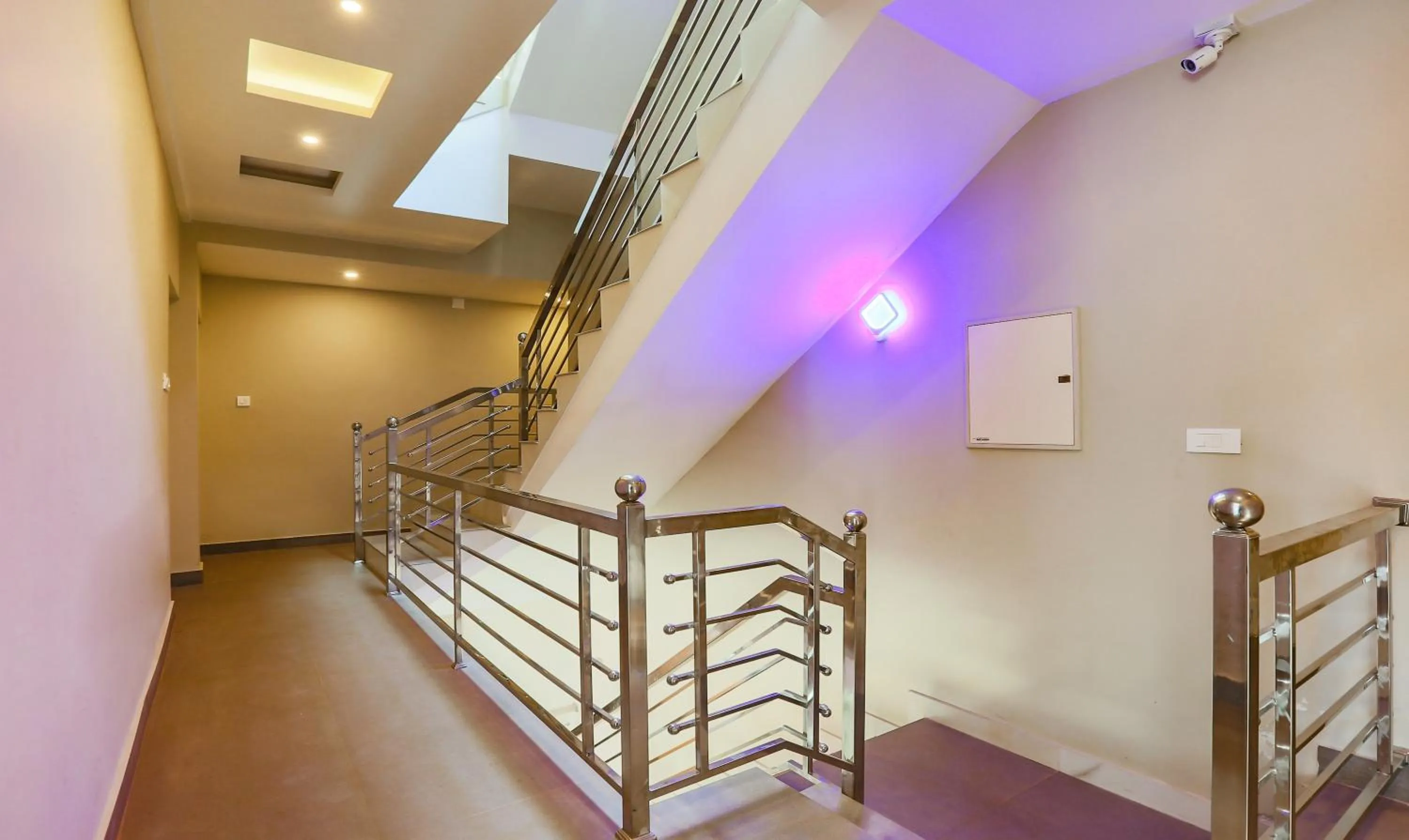 Lobby or reception in Itsy Hotels Kottaram Residency, 10 Mins To Botanical Garden