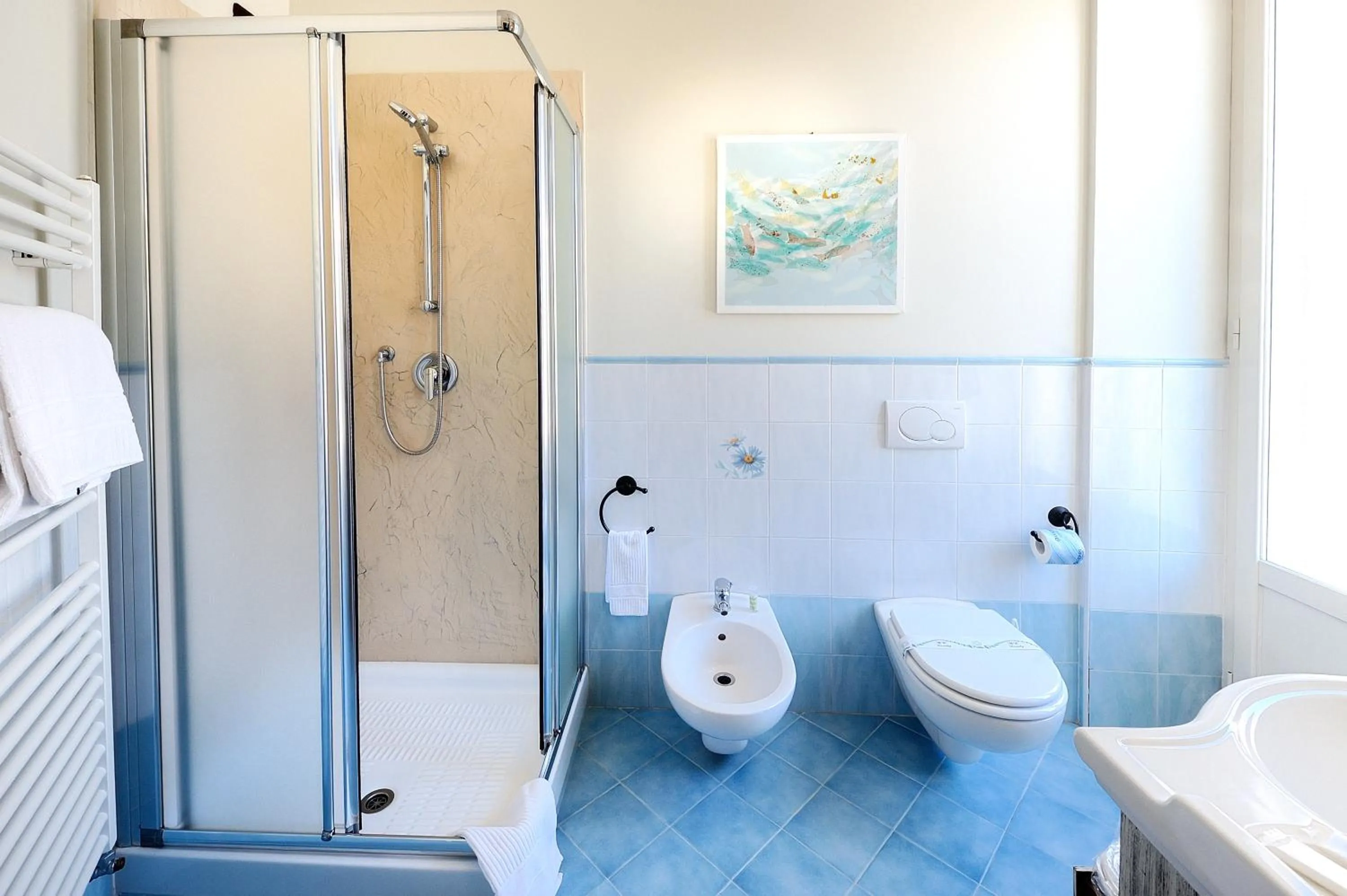 Bathroom in Albergo Giuan Arma di Taggia