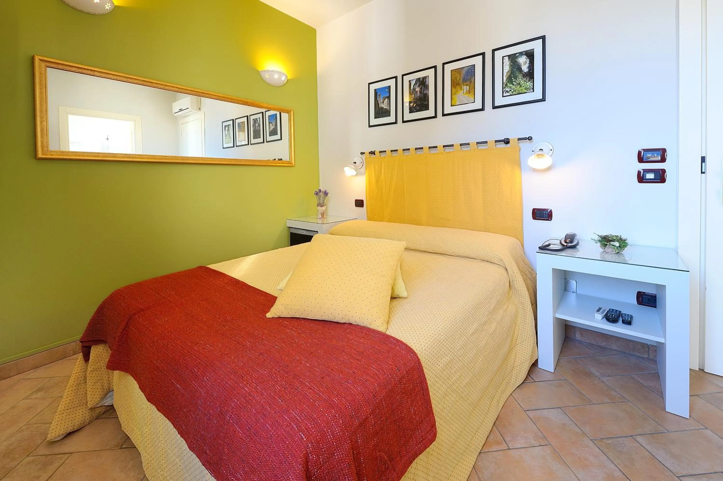 Bedroom, Bed in Albergo Giuan Arma di Taggia