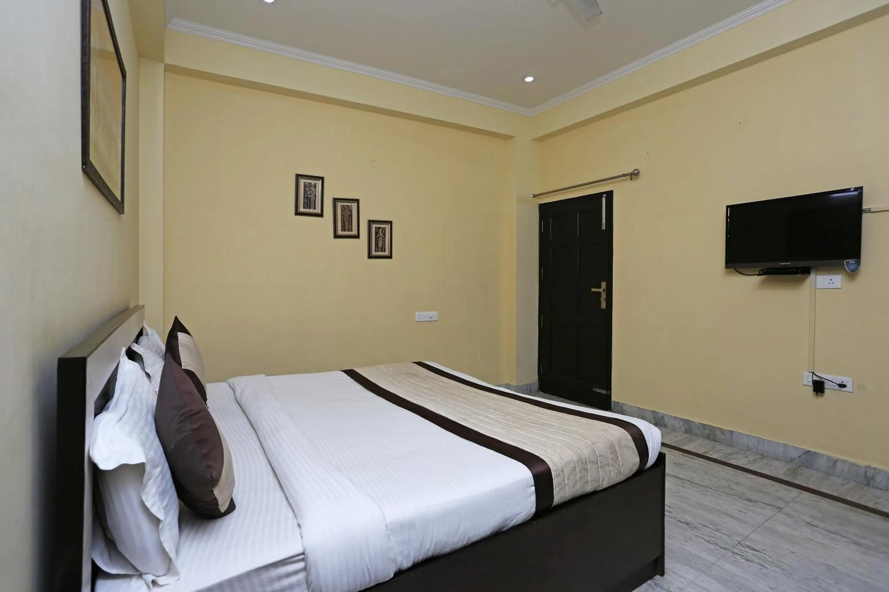 Bedroom in Hotel O The Shan