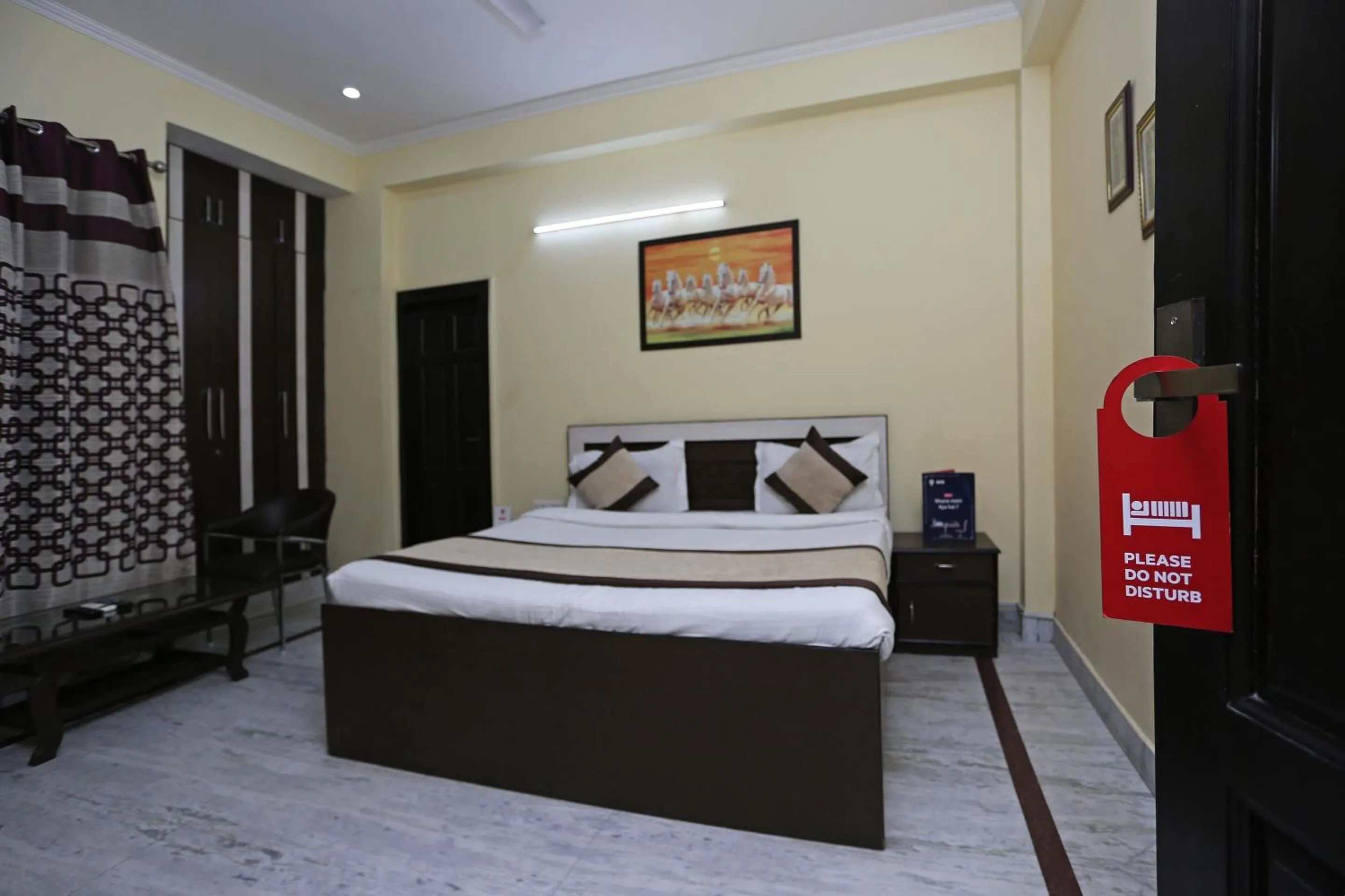 Bedroom in Hotel O The Shan