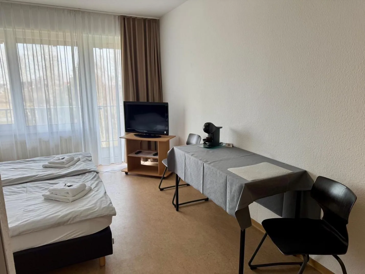 Double Room with Balcony in Gästehaus Haßloch/Pfalz