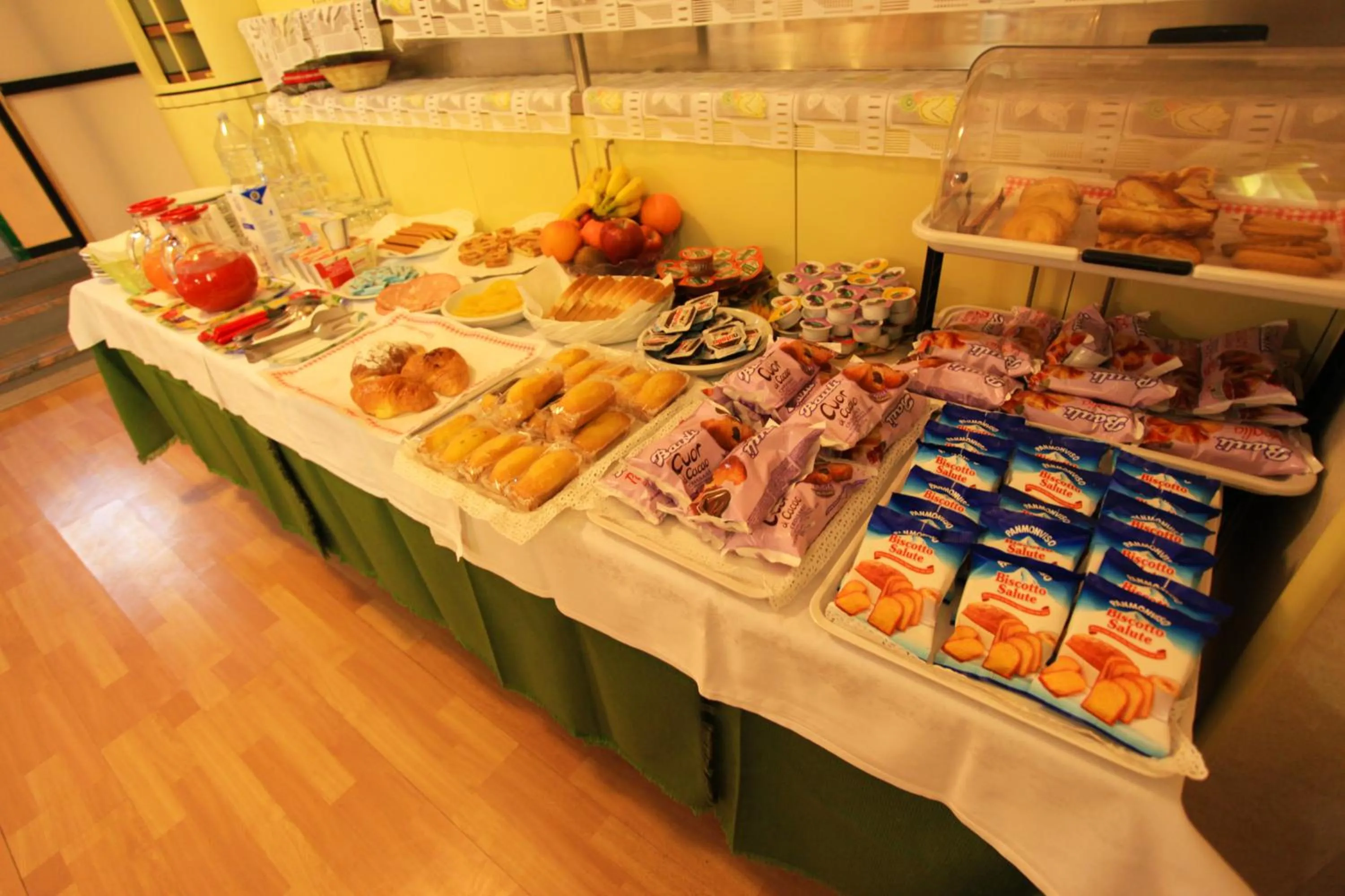 Food and drinks in Hotel Torrismondi