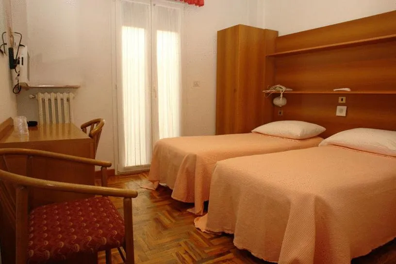 Photo of the whole room, Bed in Hotel Torrismondi