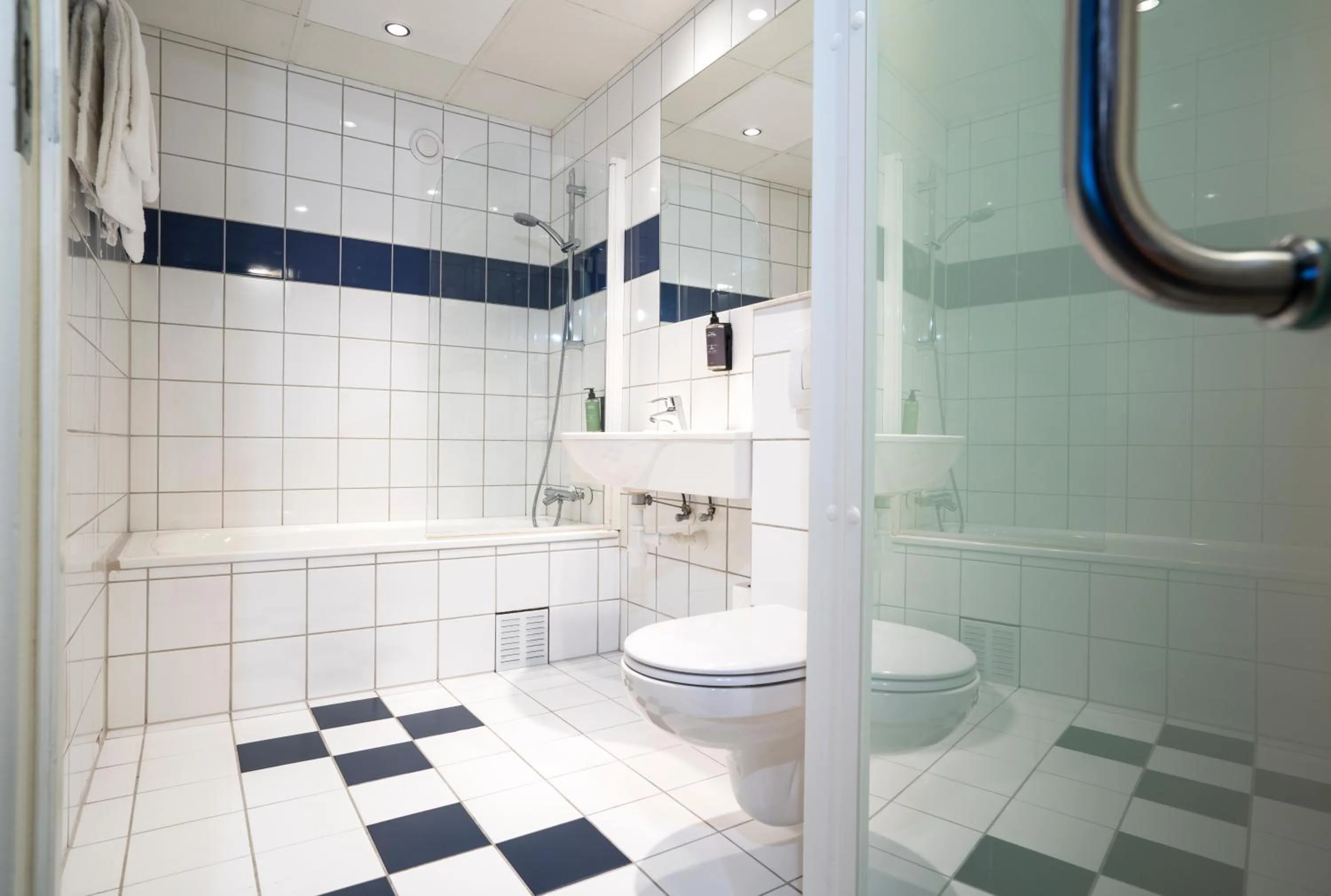 Bathroom in Thon Hotel Kristiansand