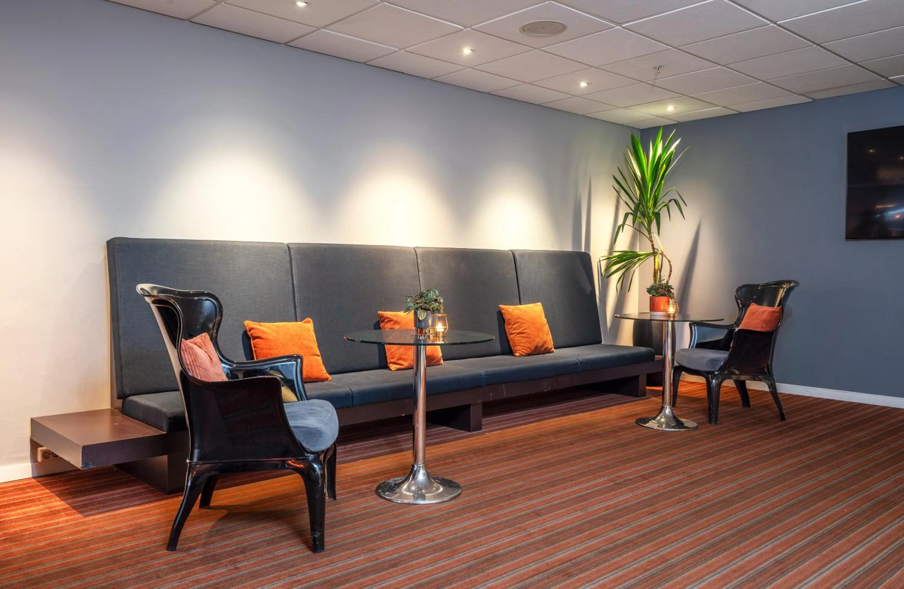 Communal lounge/ TV room in Thon Hotel Kristiansand