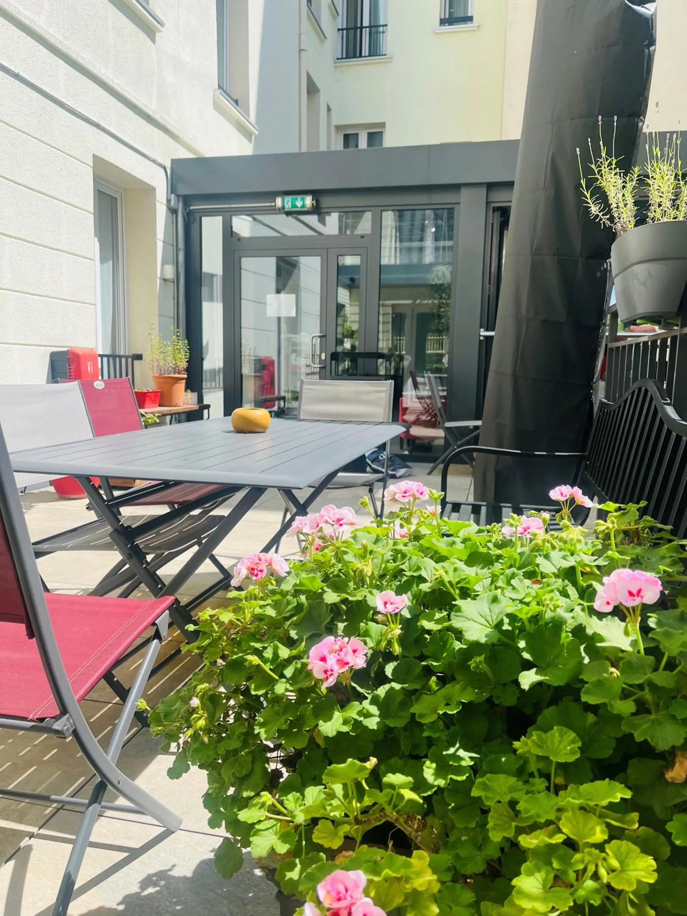 Balcony/Terrace in Best Western Seine West Hotel