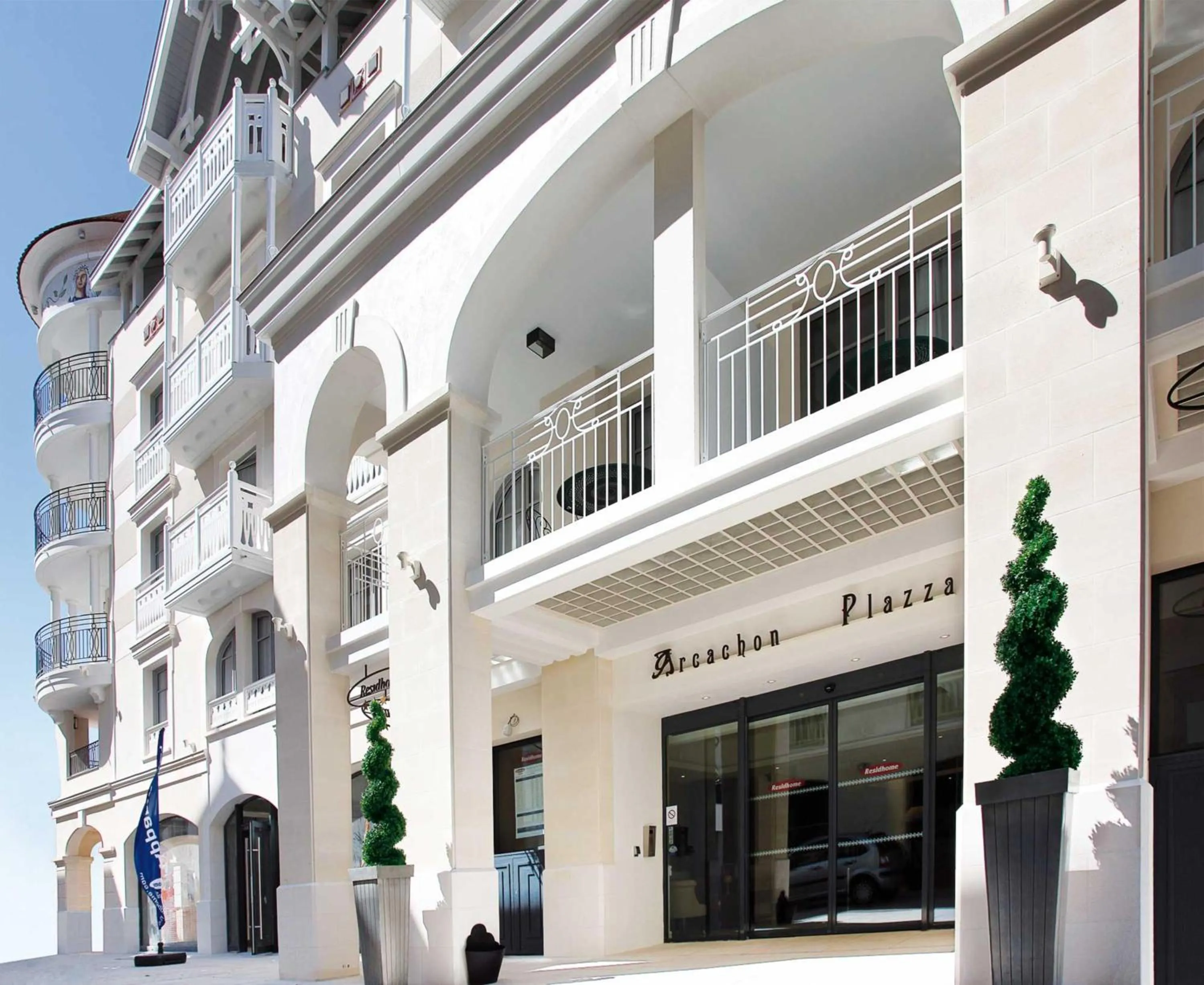 Property building in Residhome Arcachon Plazza