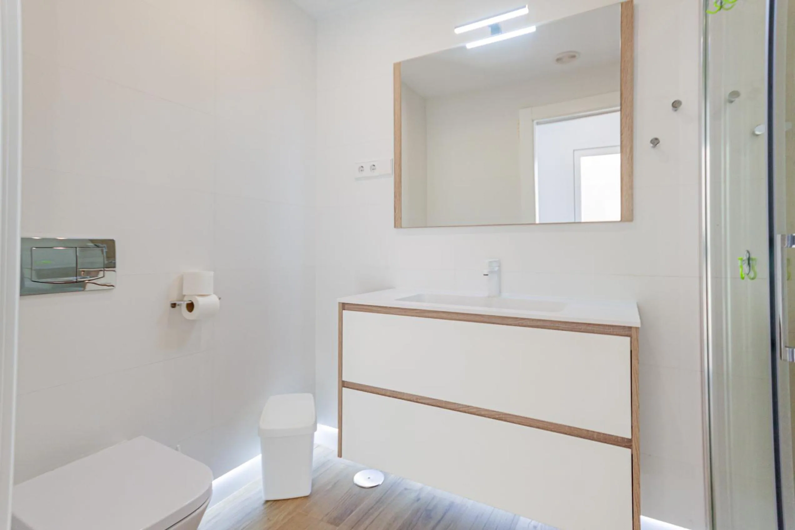Bathroom in Inmovecos reformado 1ºlinea playa Optimist 2