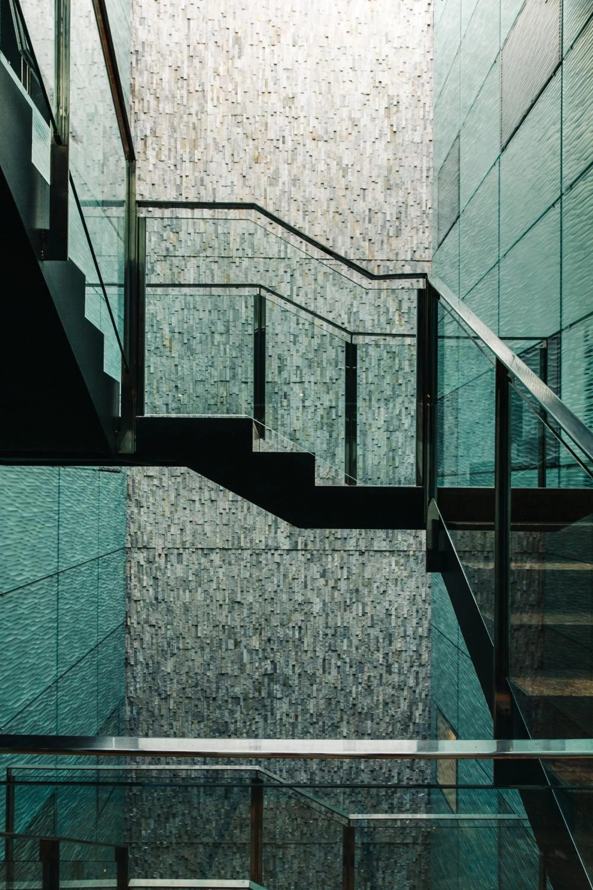 Area and facilities in Suites Avenue