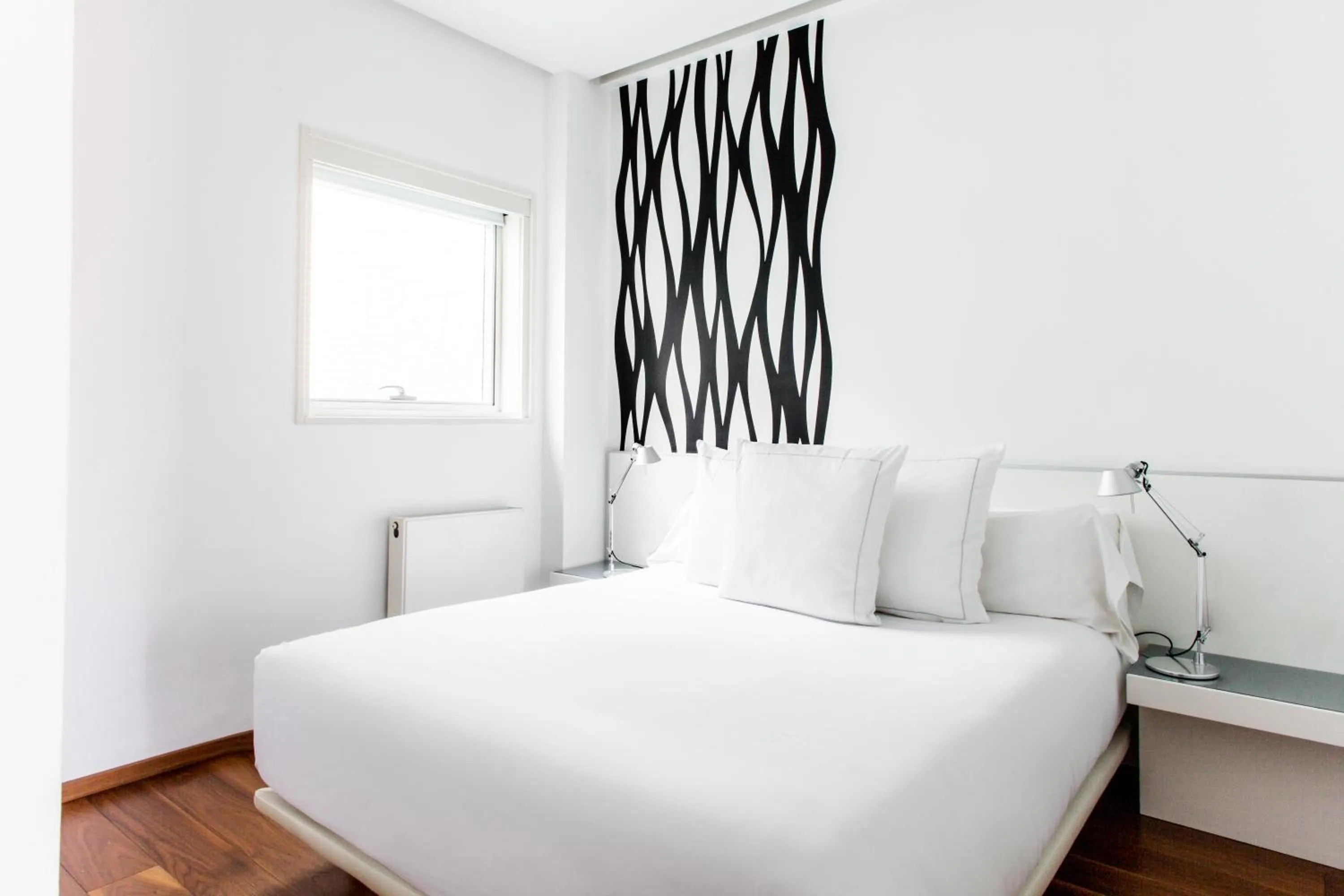 Bed in Suites Avenue