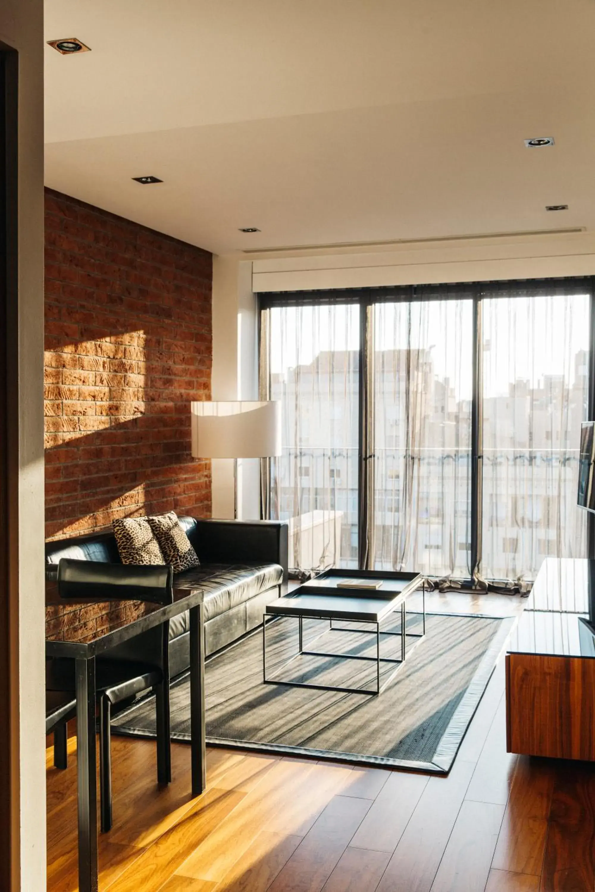 Deluxe Apartment in Suites Avenue Deluxe Apartment in Suites Avenue