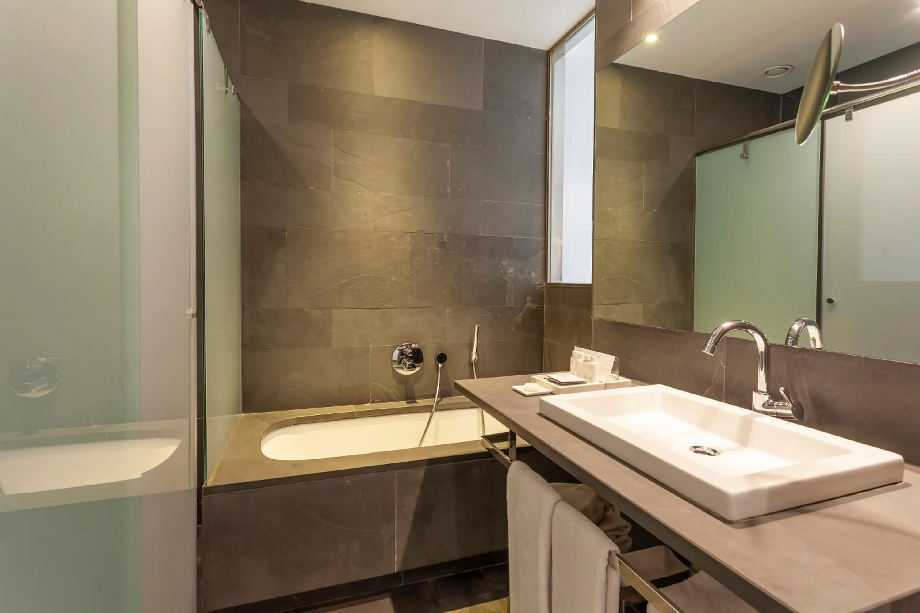 Bathroom in Suites Avenue