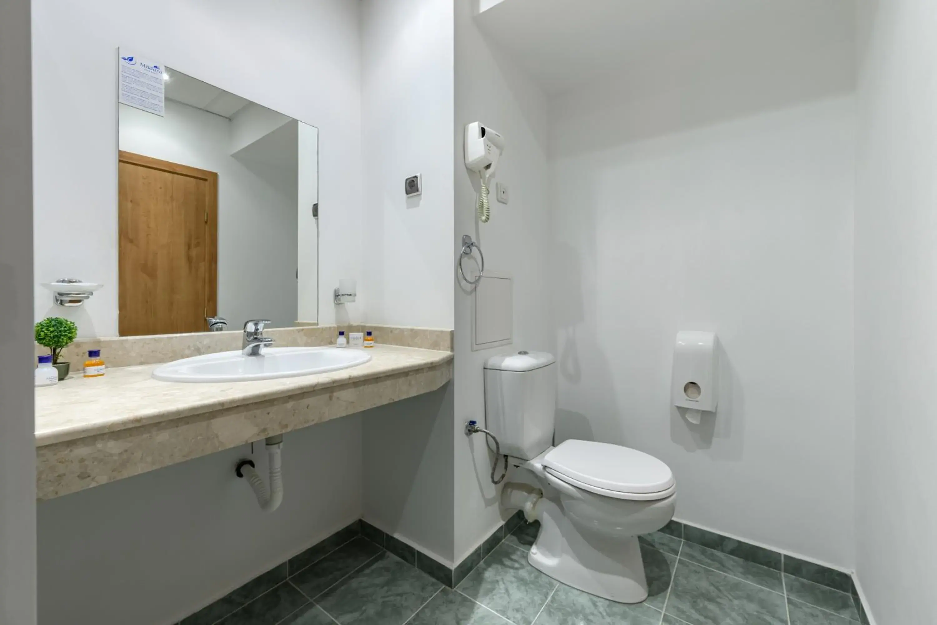 Single Room with Park View and Balcony - single occupancy in Madara Park Hotel - All Inclusive Single Room with Park View and Balcony - single occupancy in Madara Park Hotel - All Inclusive