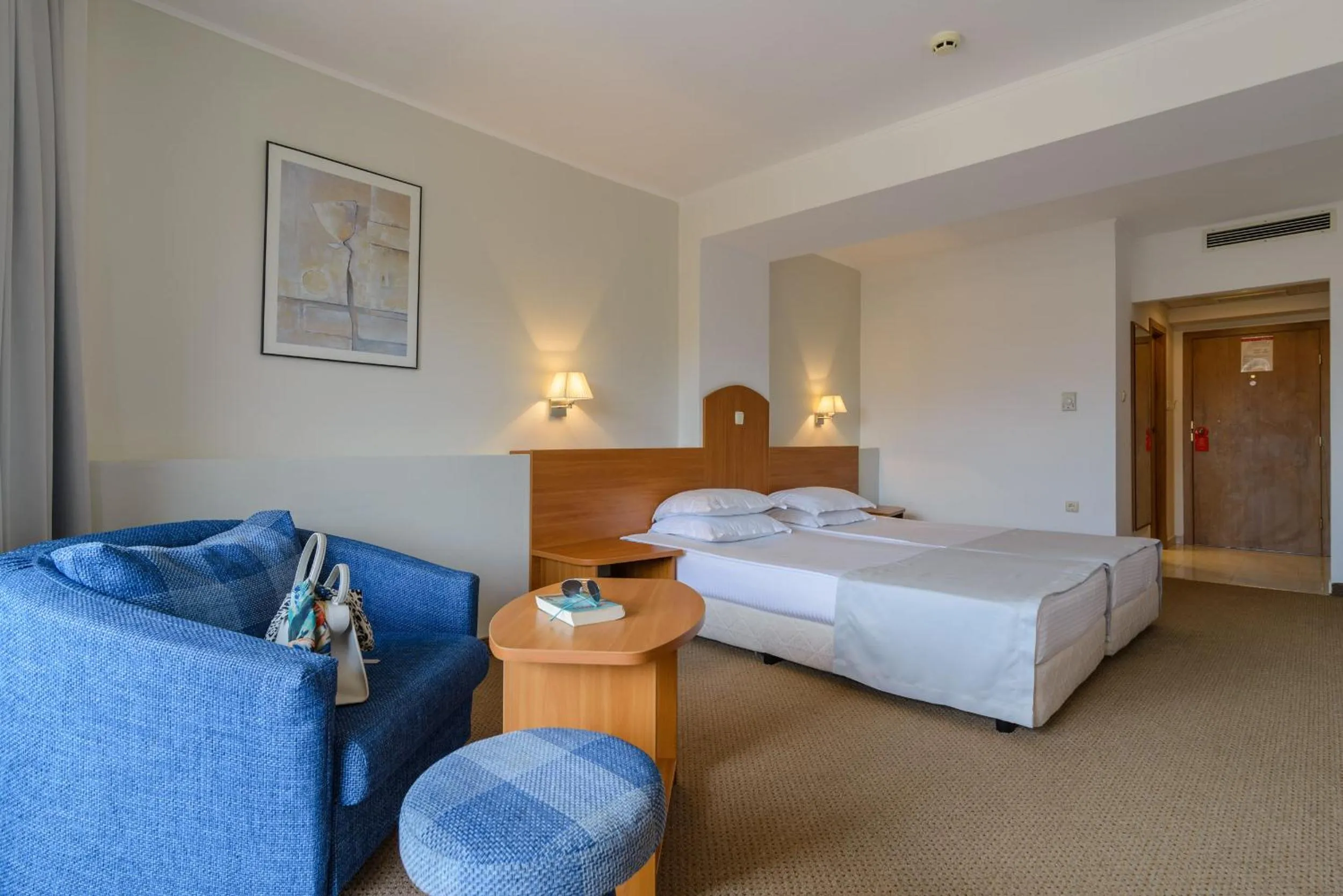 Photo of the whole room, Bed in Madara Park Hotel - All Inclusive