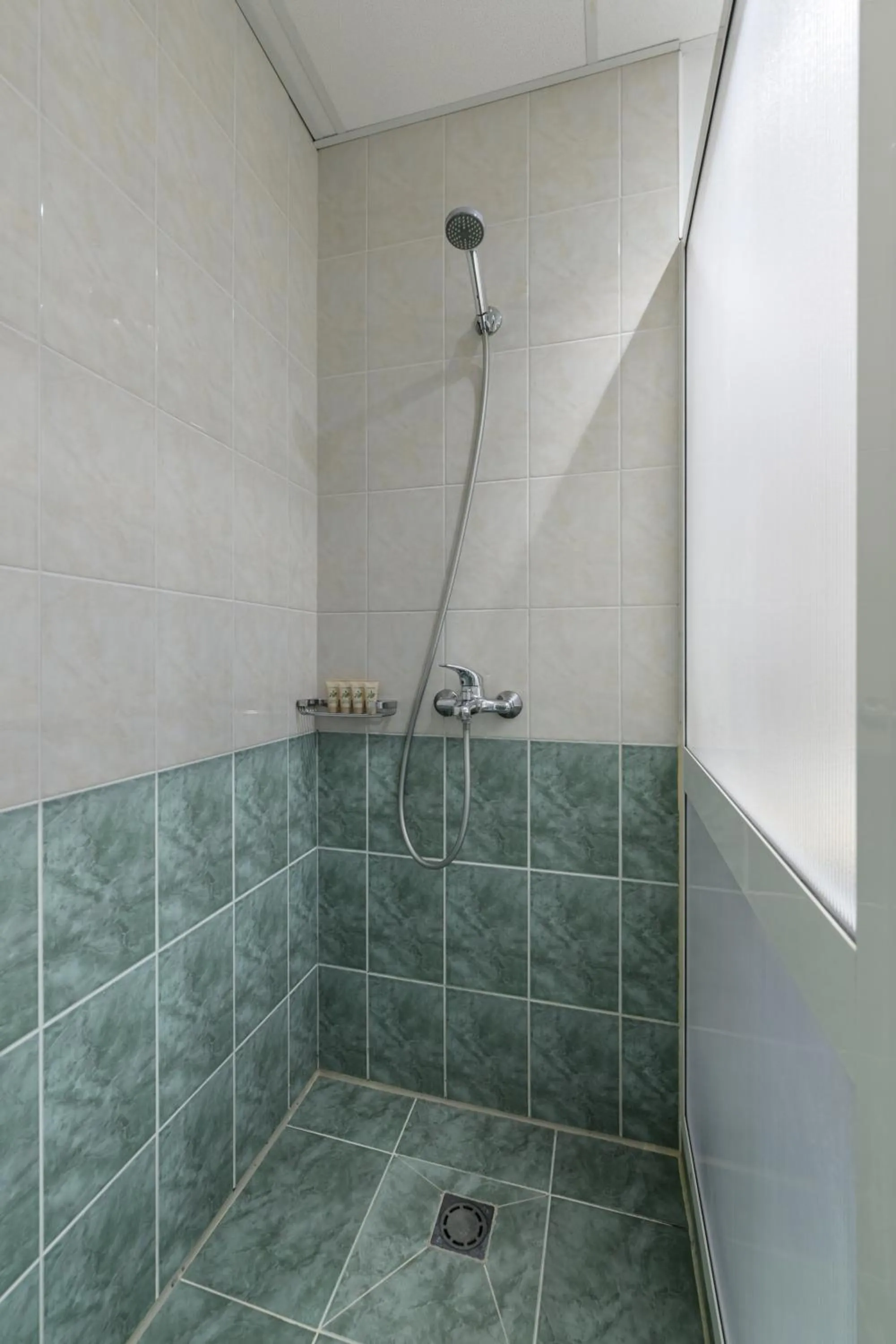 Shower in Madara Park Hotel - All Inclusive