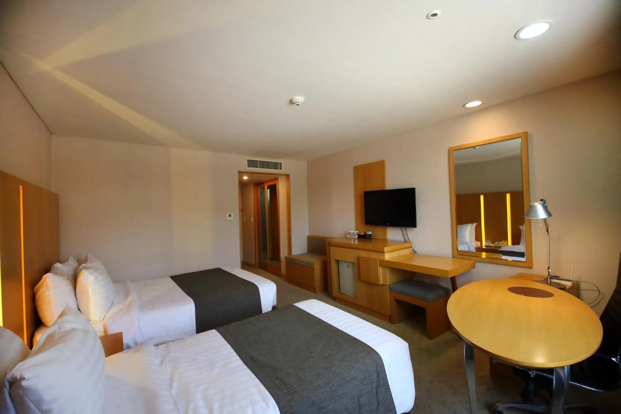 Bed in Ramada by Wyndham Songdo